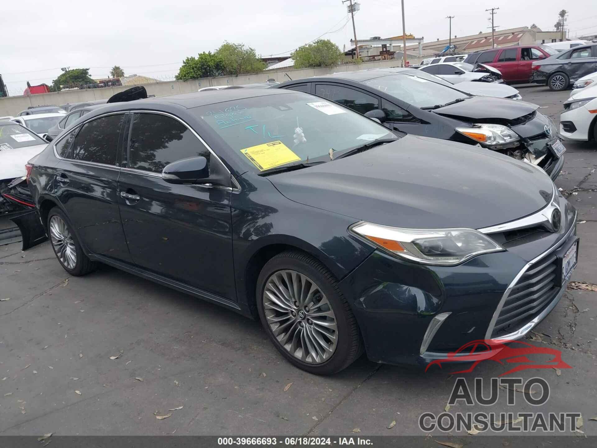 TOYOTA AVALON 2018 - 4T1BK1EB3JU279968