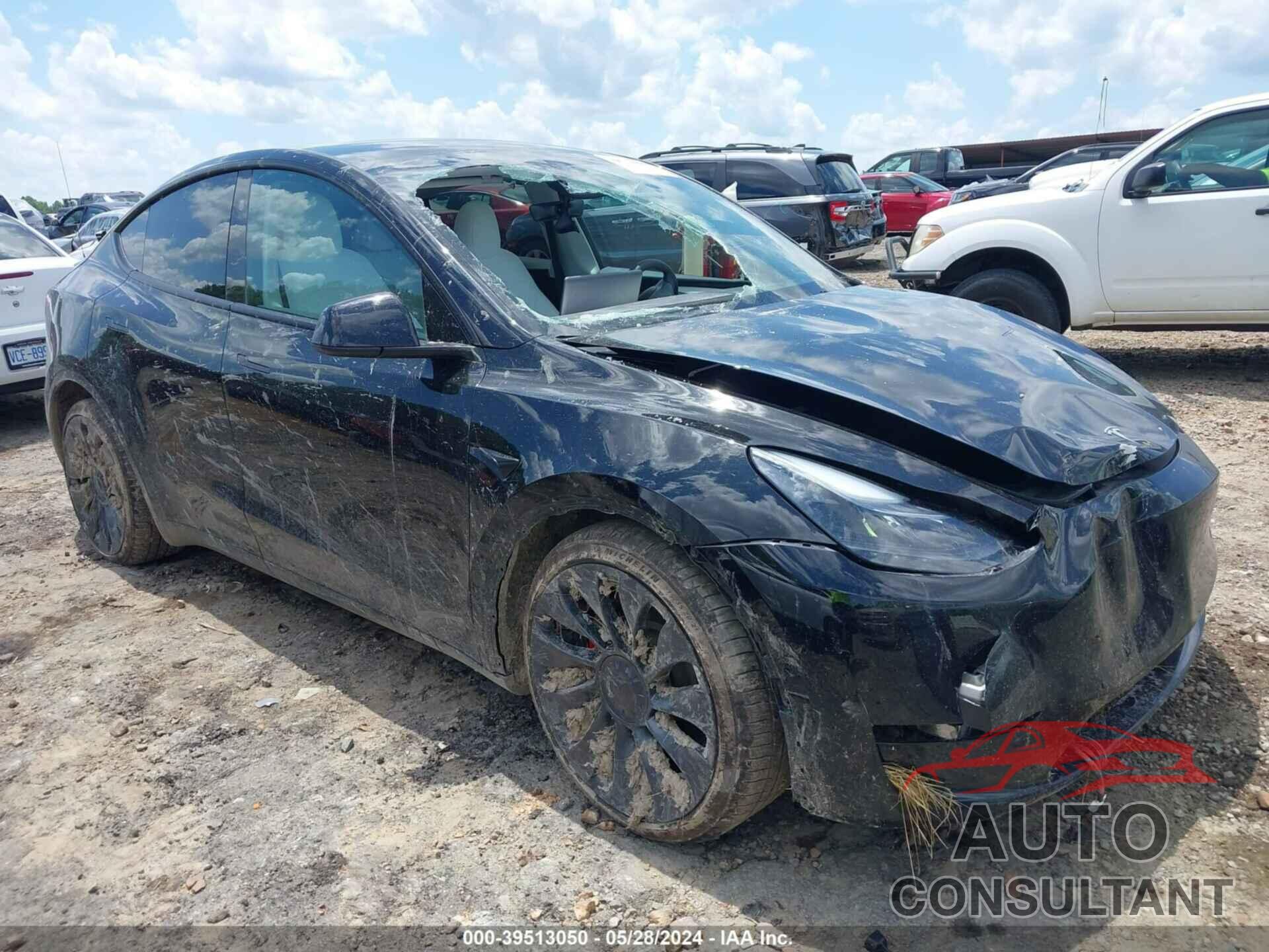 TESLA MODEL Y 2023 - 7SAYGDEF8PF830291