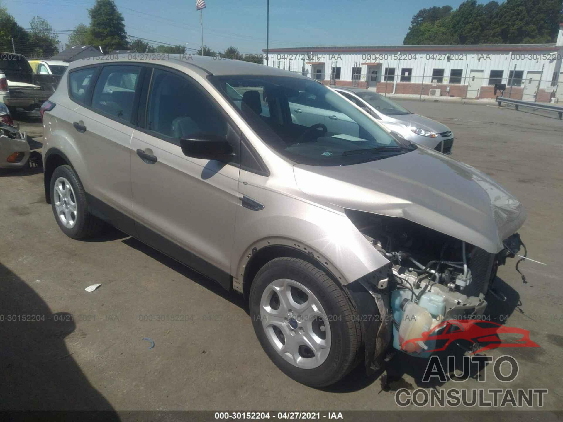 FORD ESCAPE 2018 - 1FMCU0F7XJUA07498