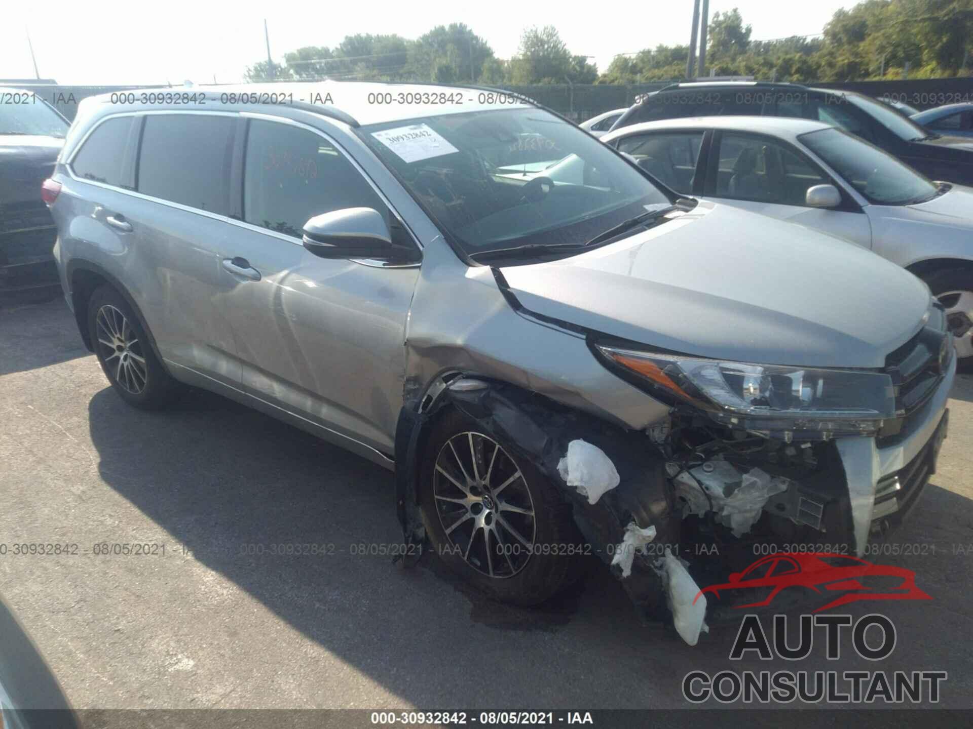TOYOTA HIGHLANDER 2018 - 5TDJZRFH3JS807459