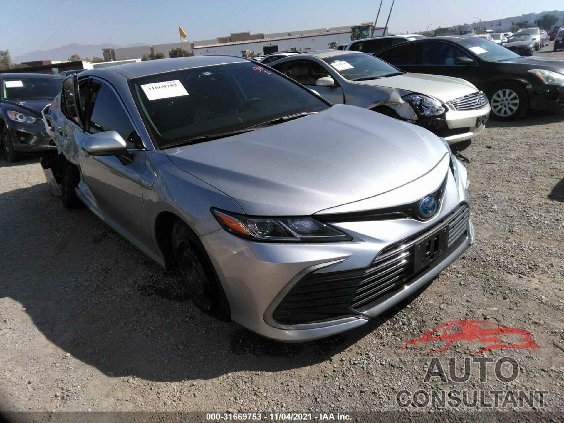 TOYOTA CAMRY 2021 - 4T1C31AK6MU566233
