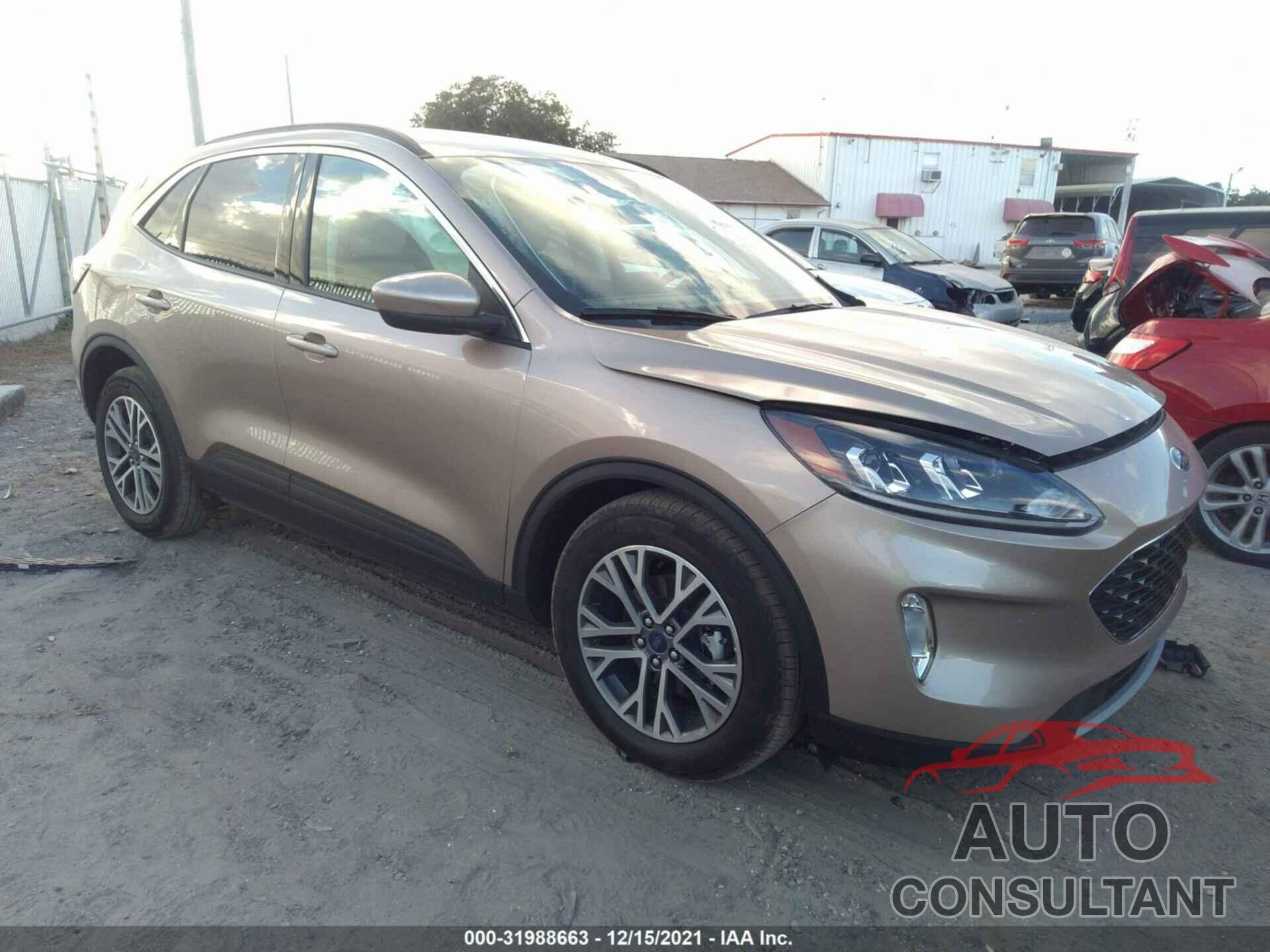 FORD ESCAPE 2021 - 1FMCU0H65MUA20104