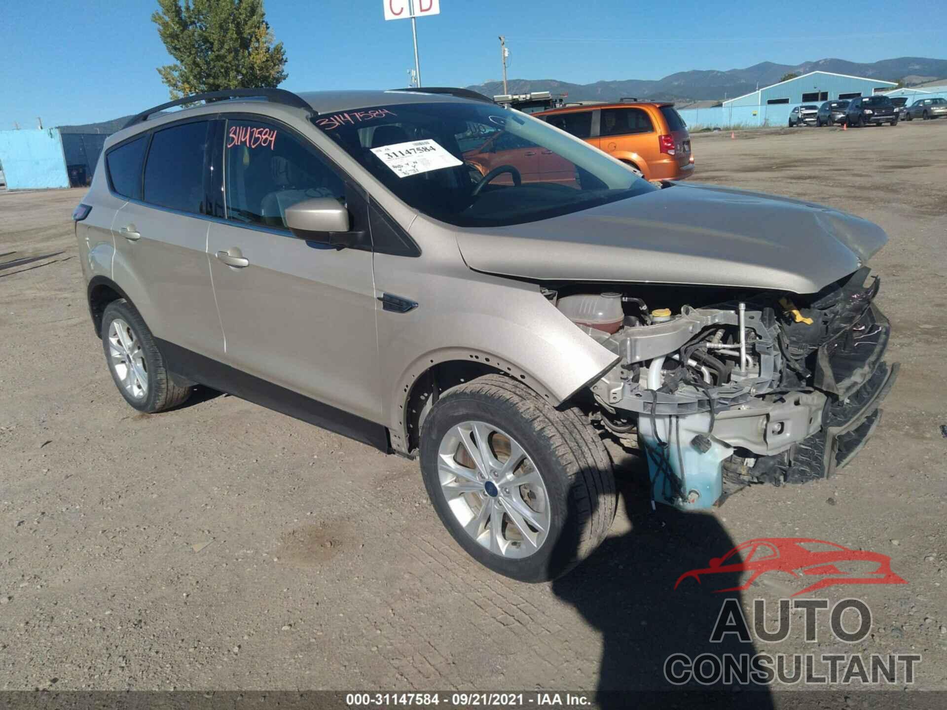 FORD ESCAPE 2017 - 1FMCU9GD6HUE17380