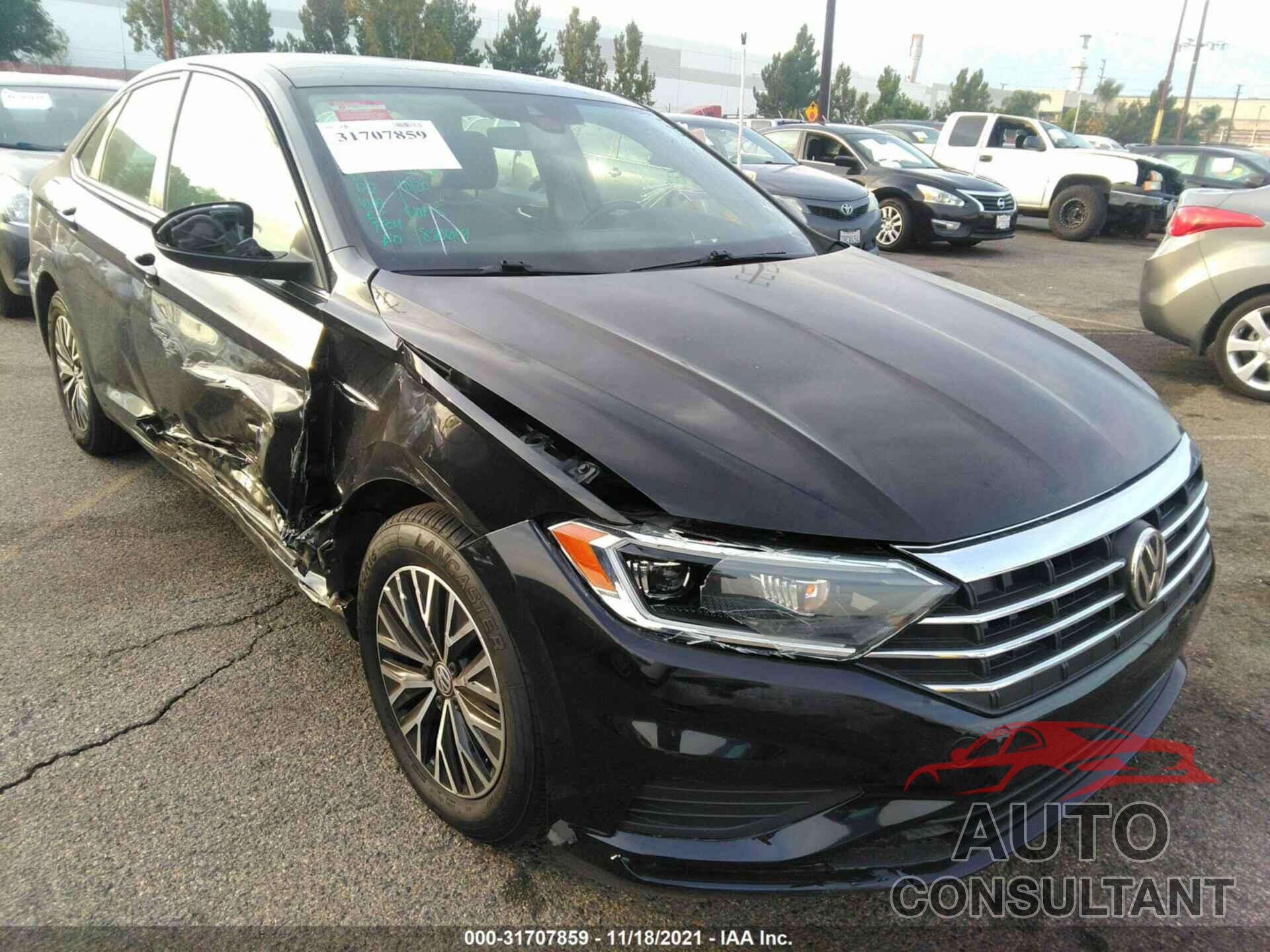 VOLKSWAGEN JETTA 2019 - 3VWE57BU8KM099423