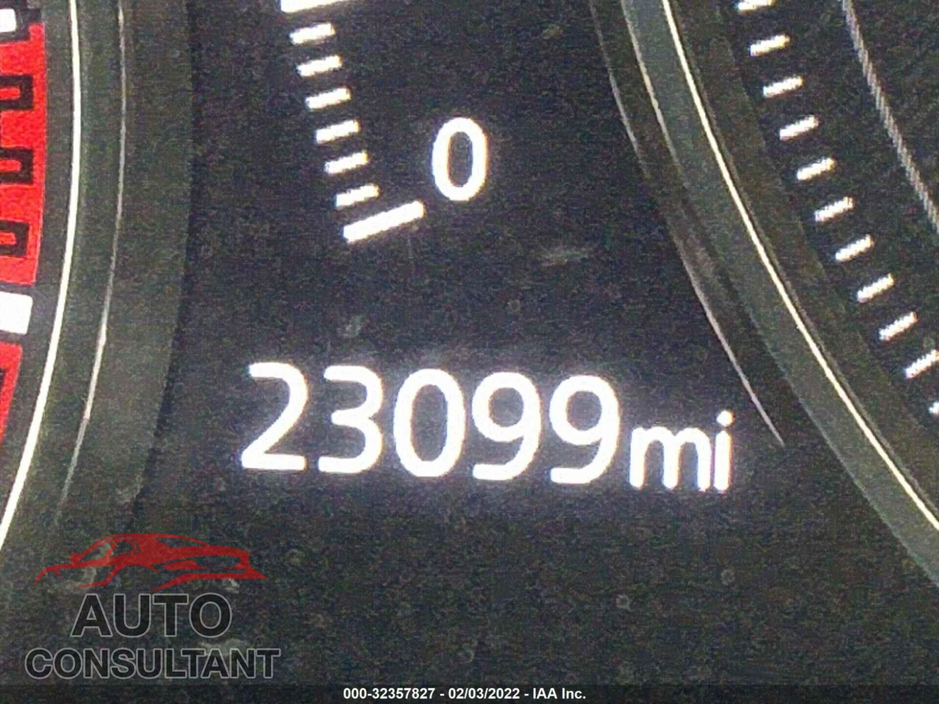MAZDA MAZDA3 HATCHBACK 2019 - JM1BPALM5K1108250