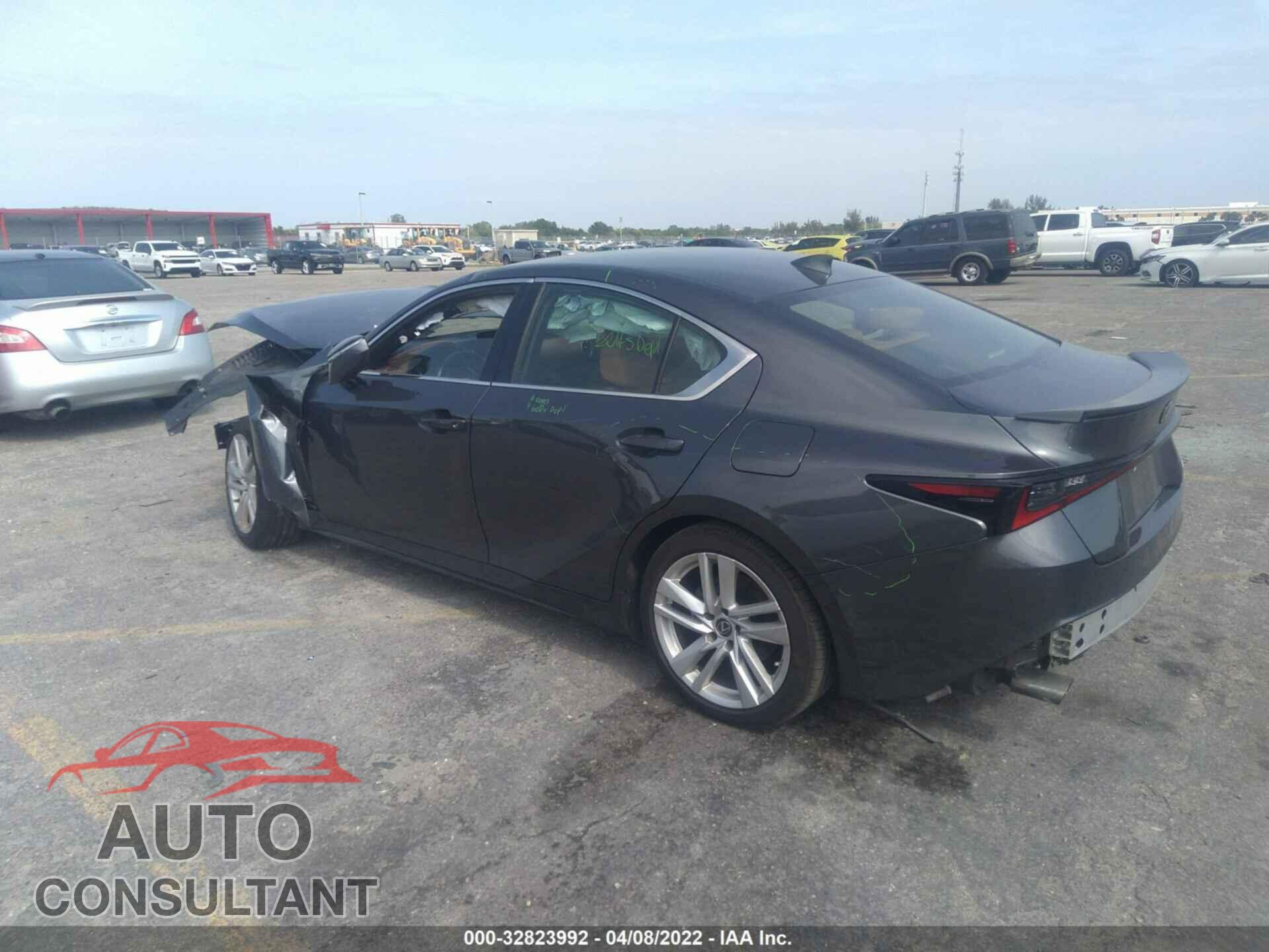 LEXUS IS 2021 - JTHAA1D28M5111387