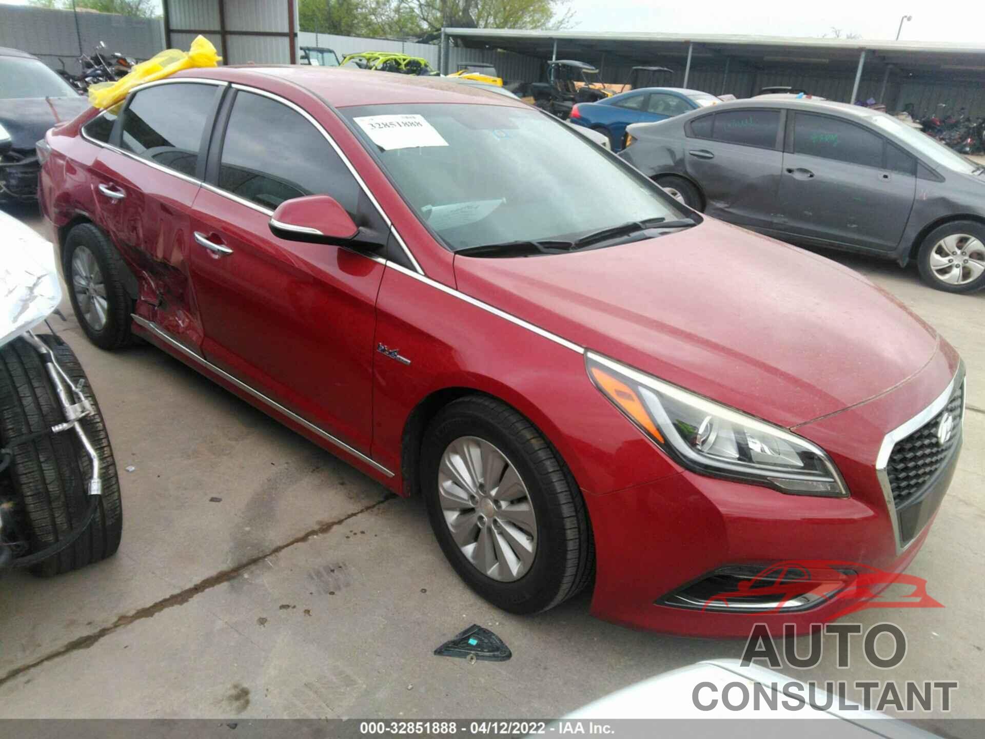 HYUNDAI SONATA HYBRID 2016 - KMHE24L13GA015362