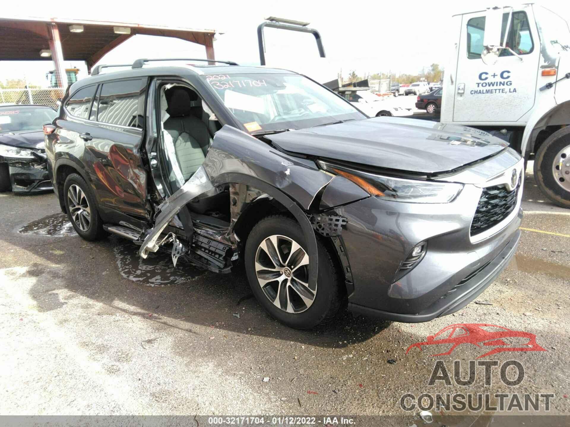 TOYOTA HIGHLANDER 2021 - 5TDGZRAH2MS076139