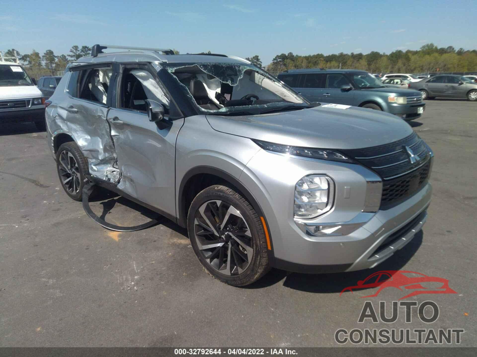 MITSUBISHI OUTLANDER 2022 - JA4J4UA88NZ021499