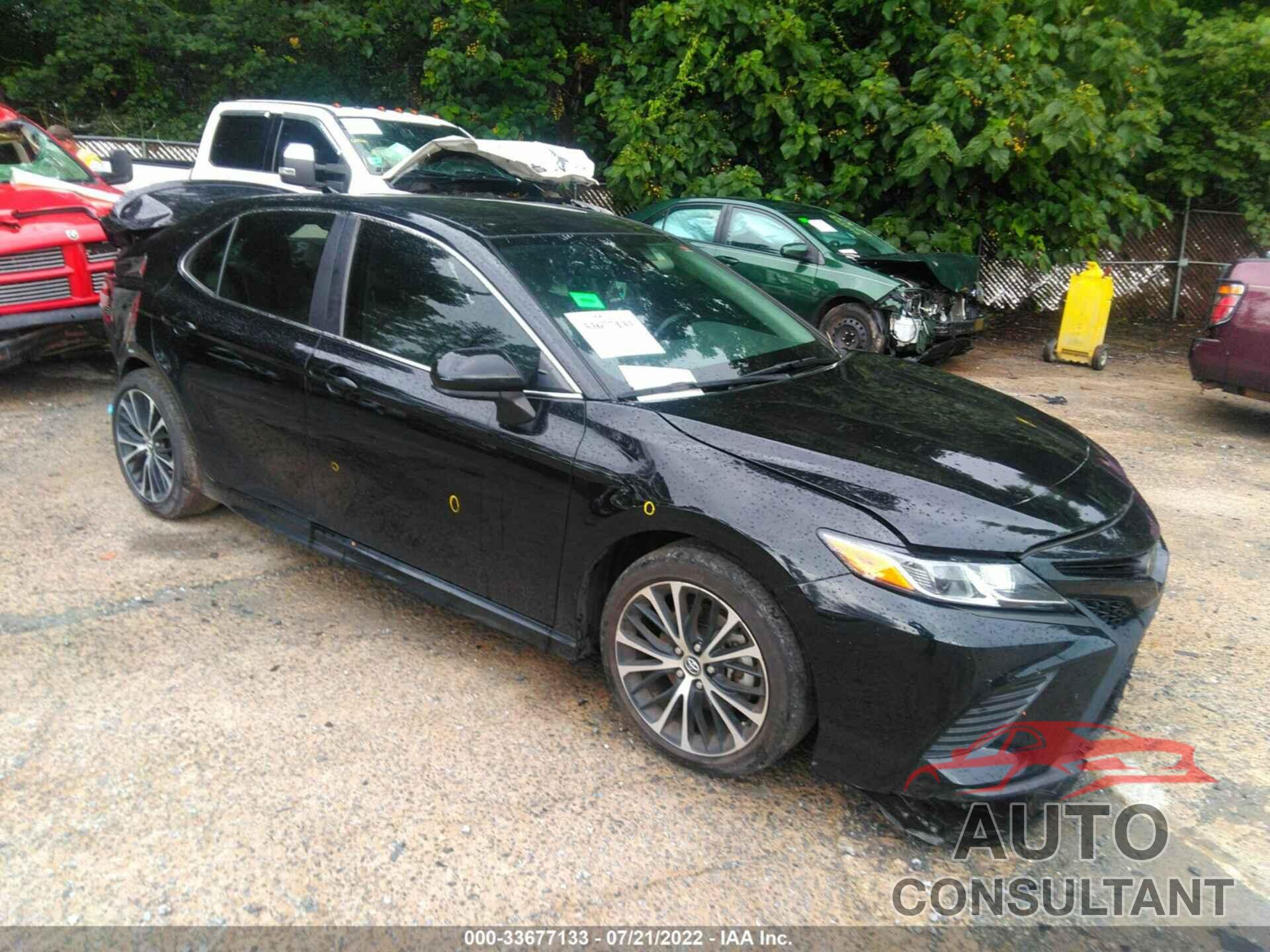 TOYOTA CAMRY 2020 - 4T1G11AK1LU313021