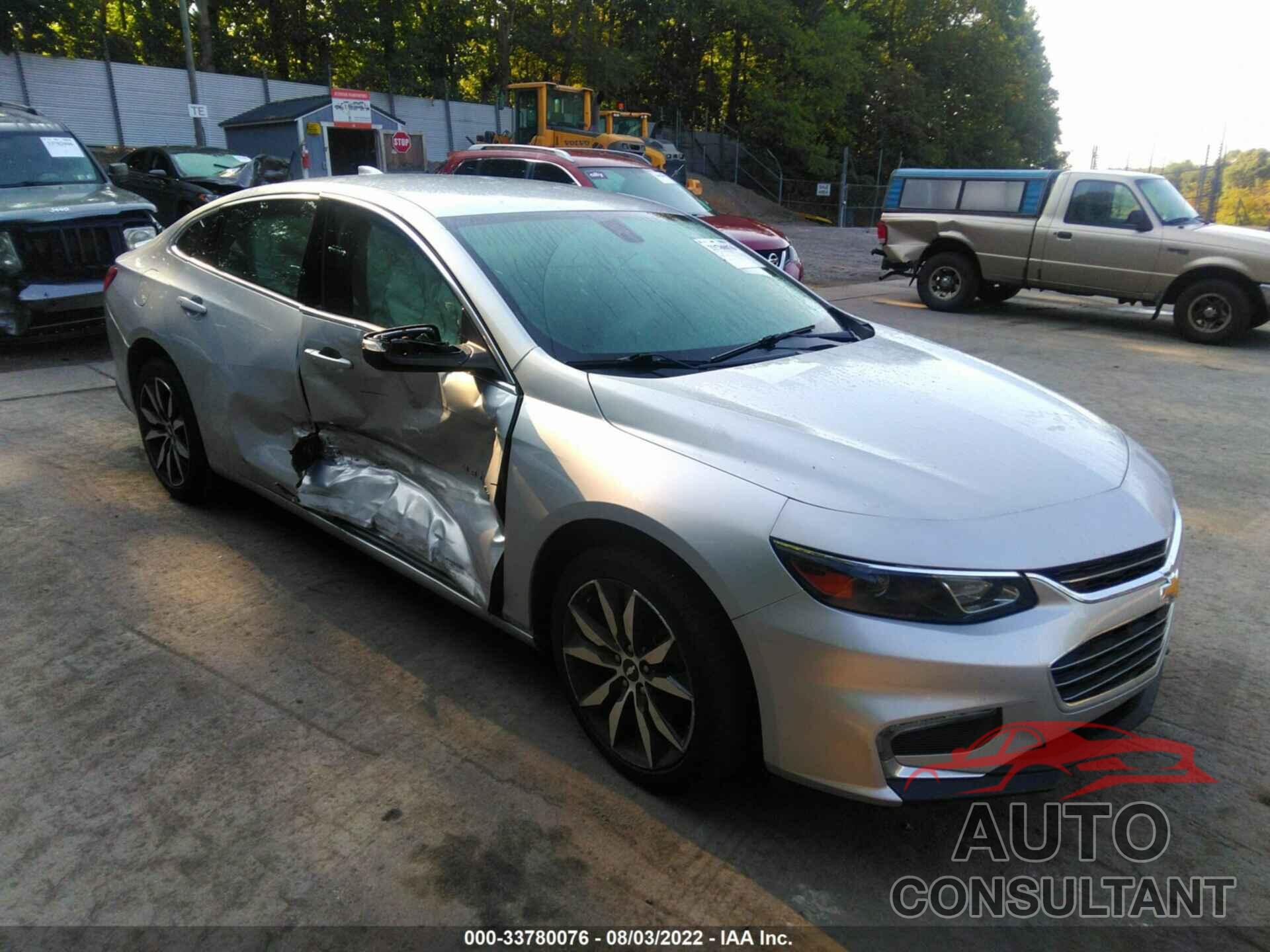 CHEVROLET MALIBU 2018 - 1G1ZD5ST3JF251084