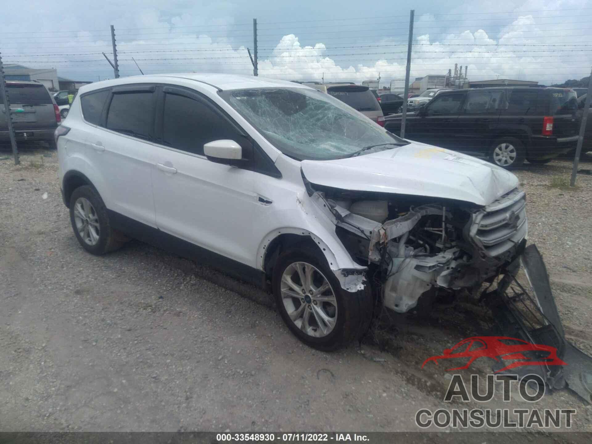 FORD ESCAPE 2017 - 1FMCU0GD9HUA84586