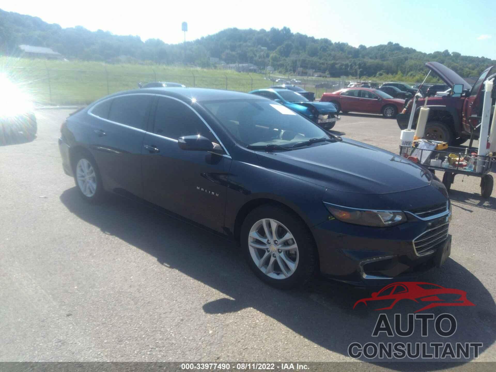 CHEVROLET MALIBU 2017 - 1G1ZE5ST3HF288112