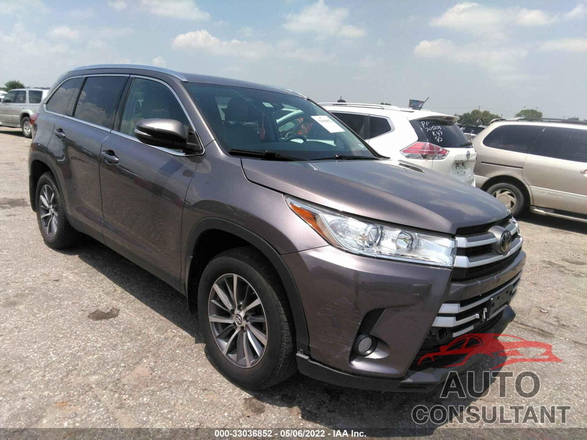 TOYOTA HIGHLANDER 2019 - 5TDJZRFH1KS581634