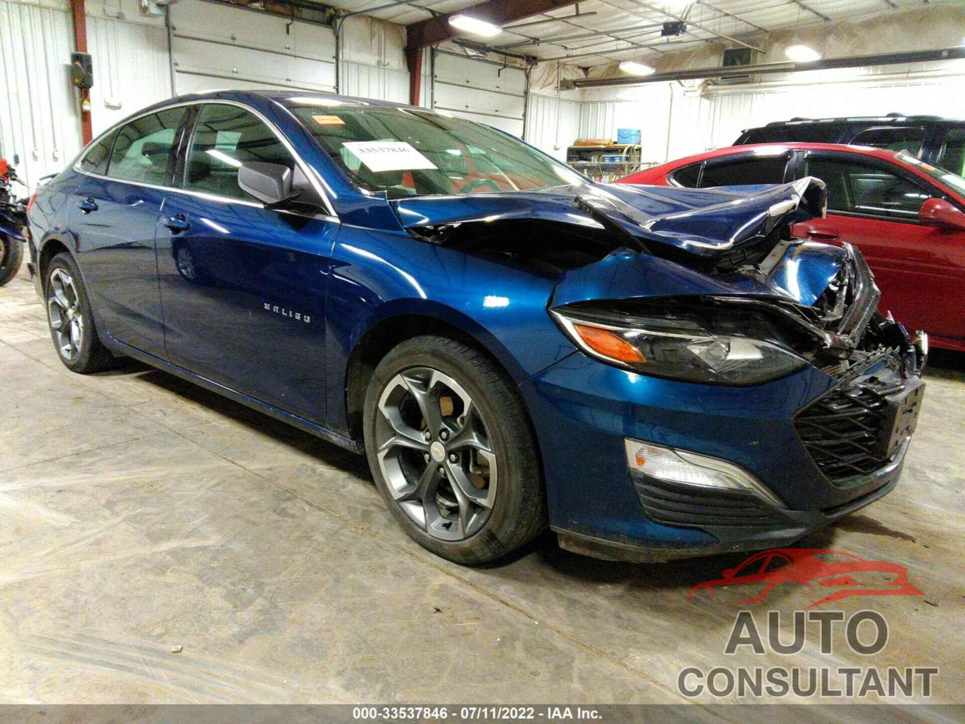 CHEVROLET MALIBU 2019 - 1G1ZG5ST4KF184794