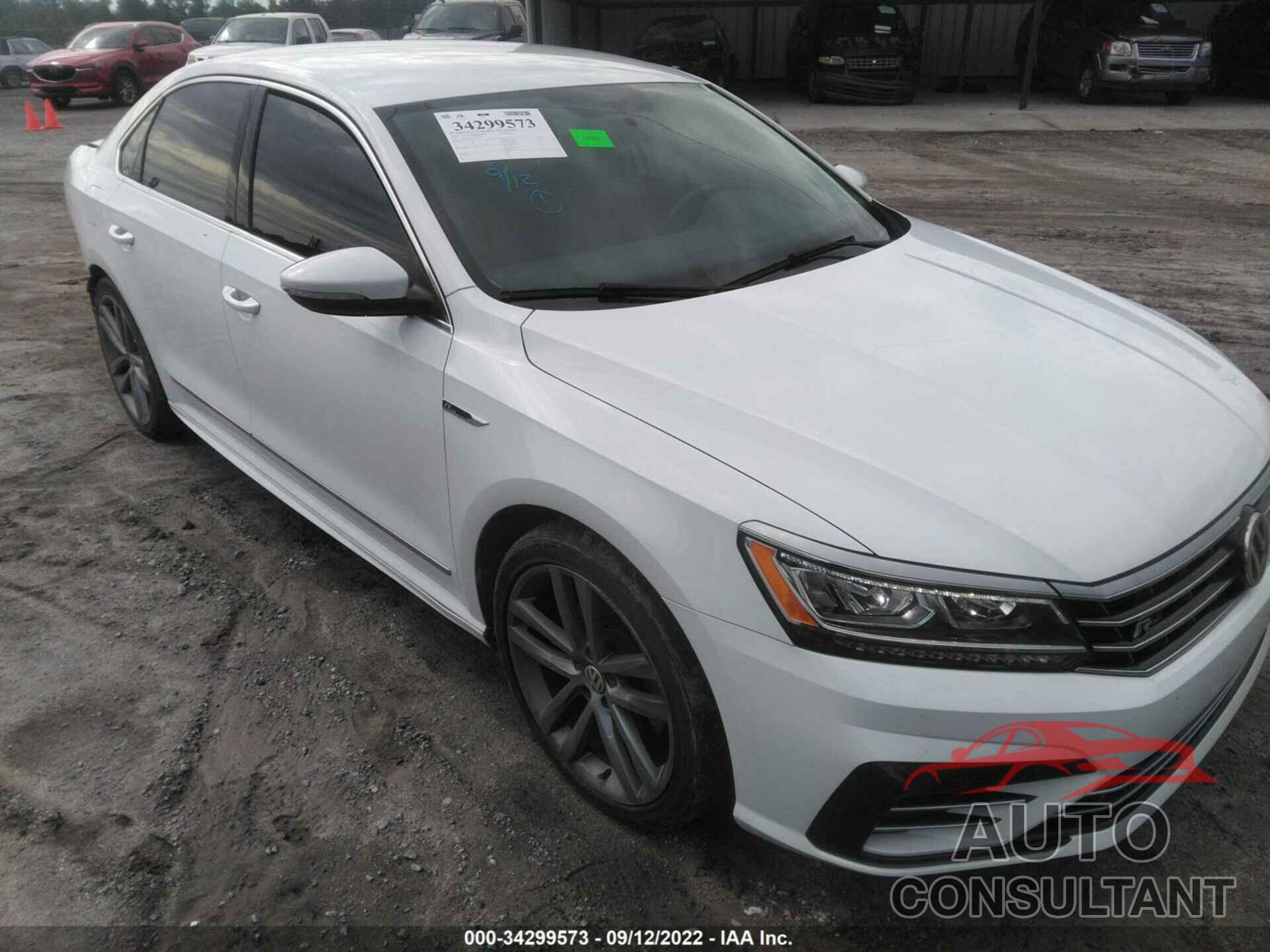VOLKSWAGEN PASSAT 2017 - 1VWDT7A30HC031931