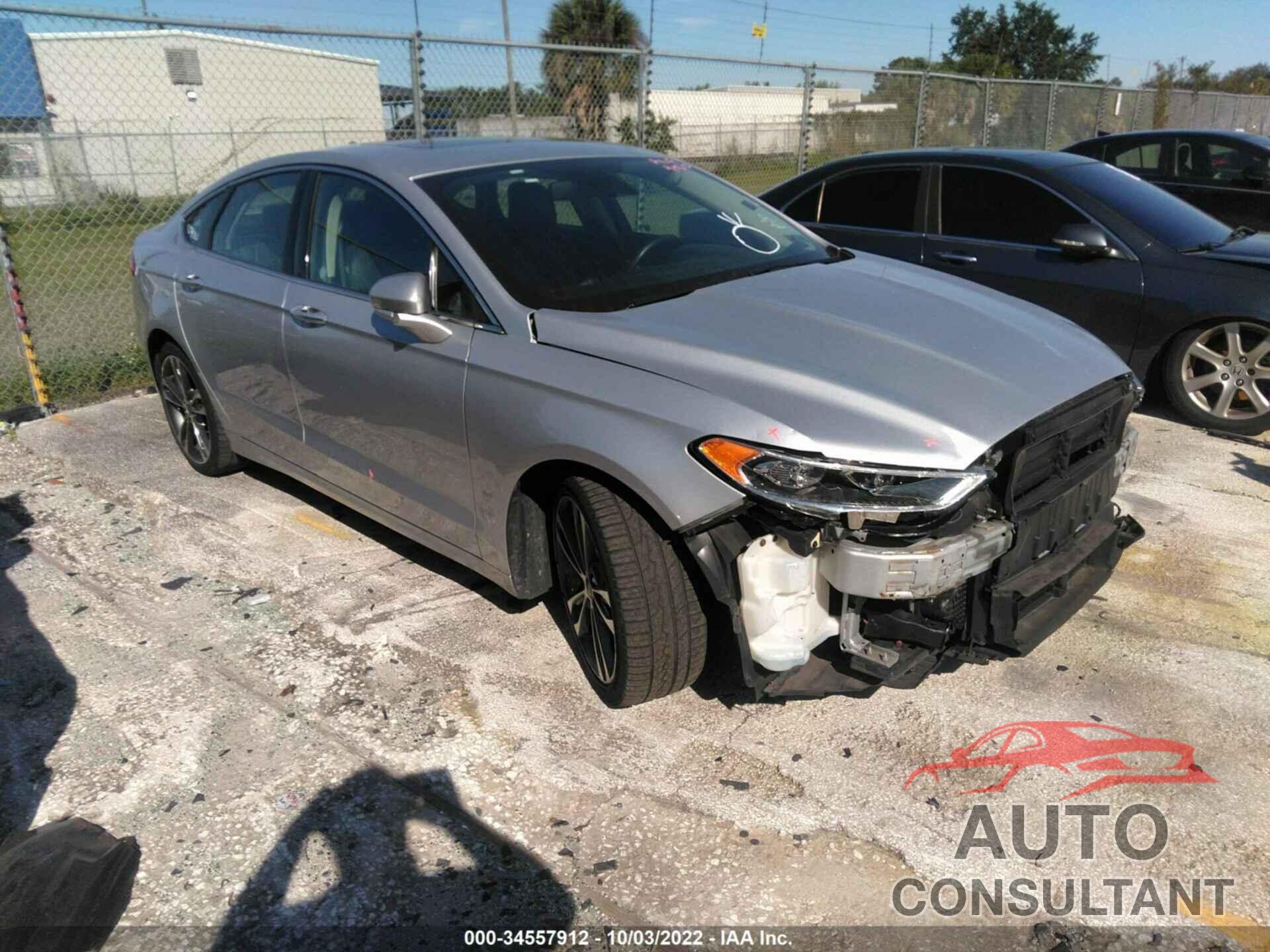 FORD FUSION 2019 - 3FA6P0D9XKR225792