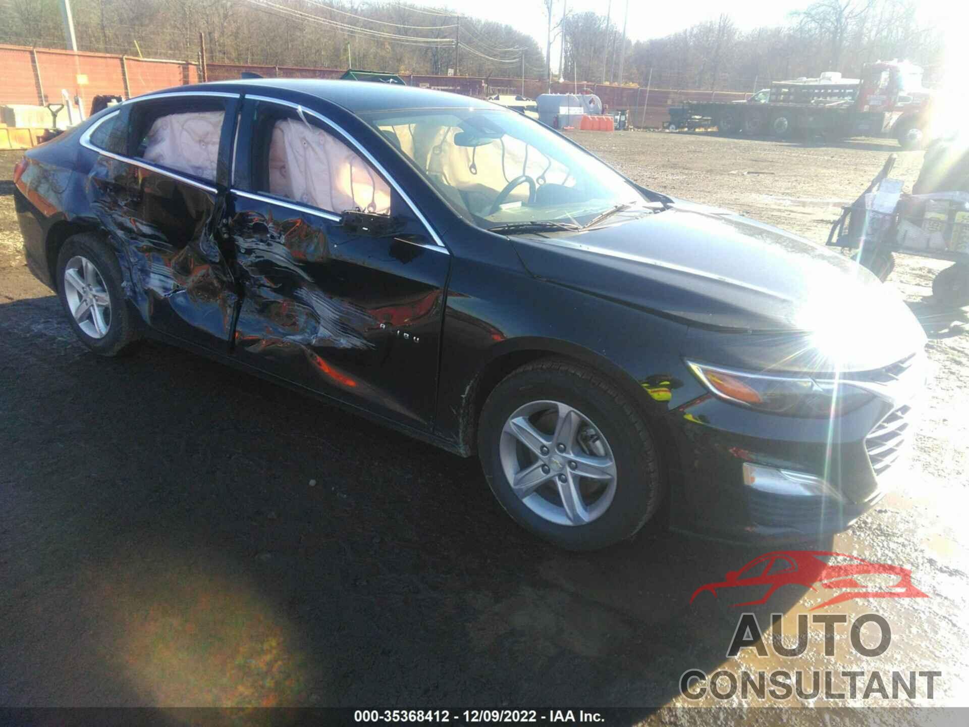 CHEVROLET MALIBU 2021 - 1G1ZB5ST8MF047780