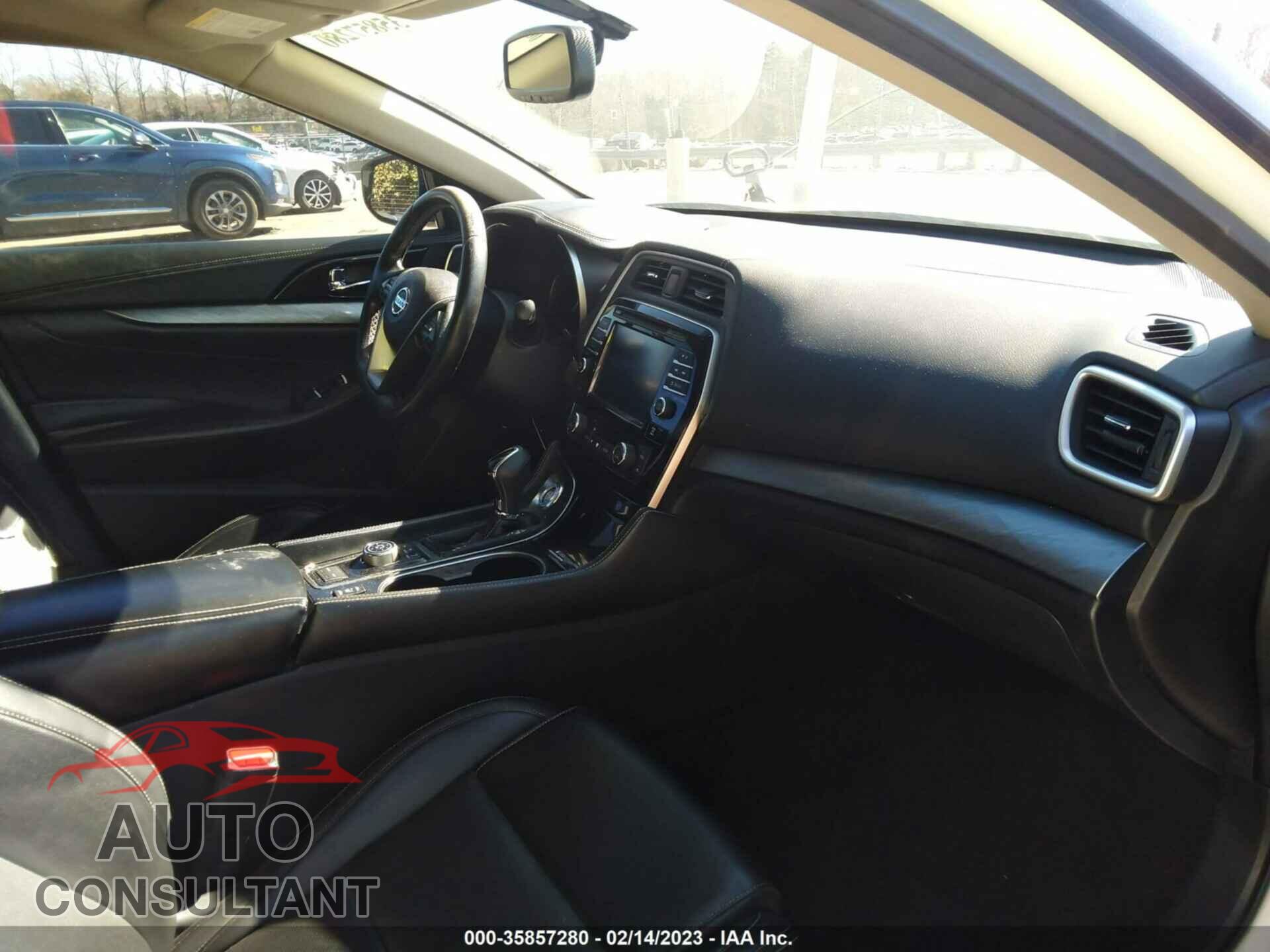 NISSAN MAXIMA 2017 - 1N4AA6AP1HC364024