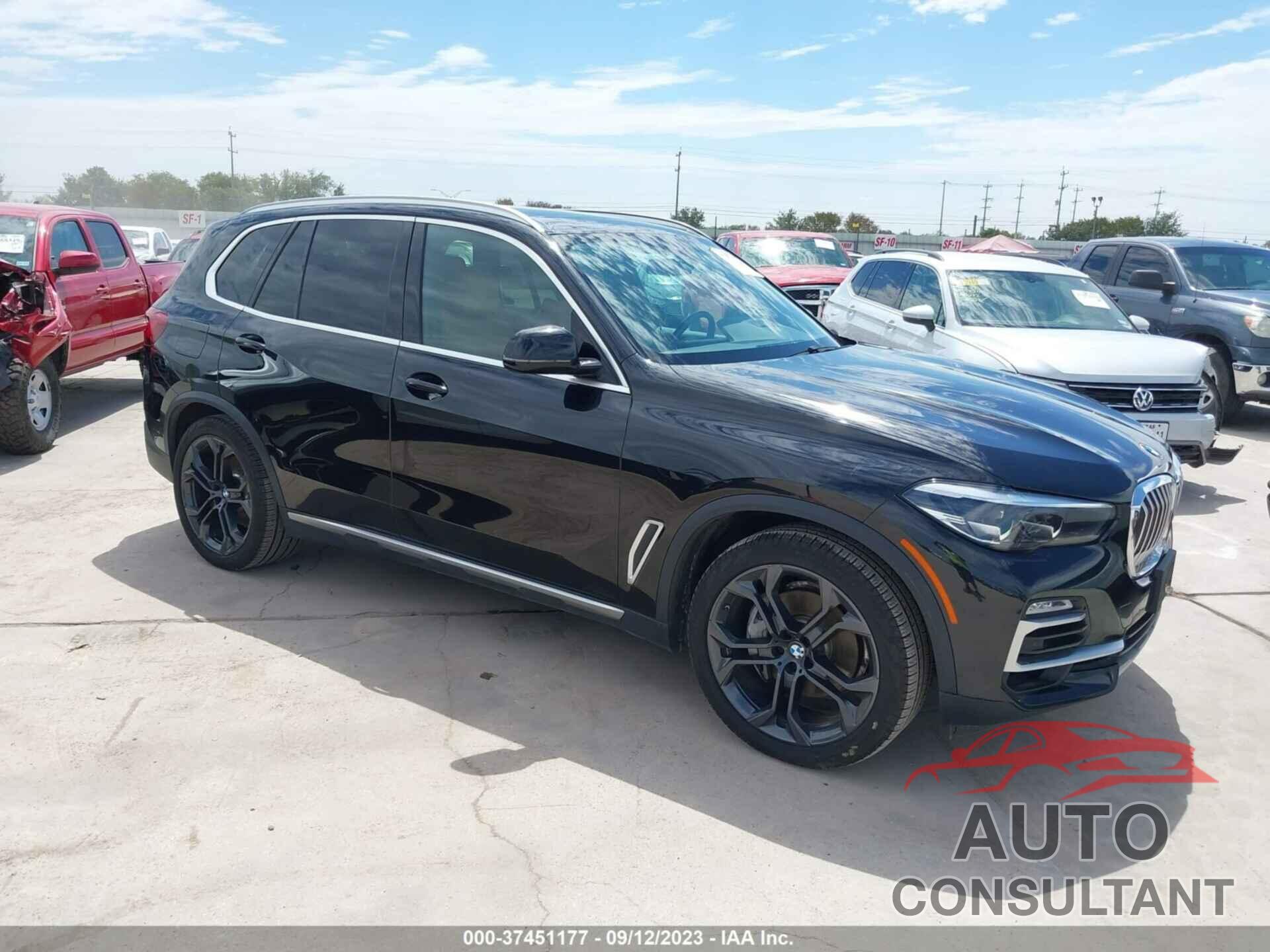 BMW X5 2019 - 5UXCR6C52KLL28839