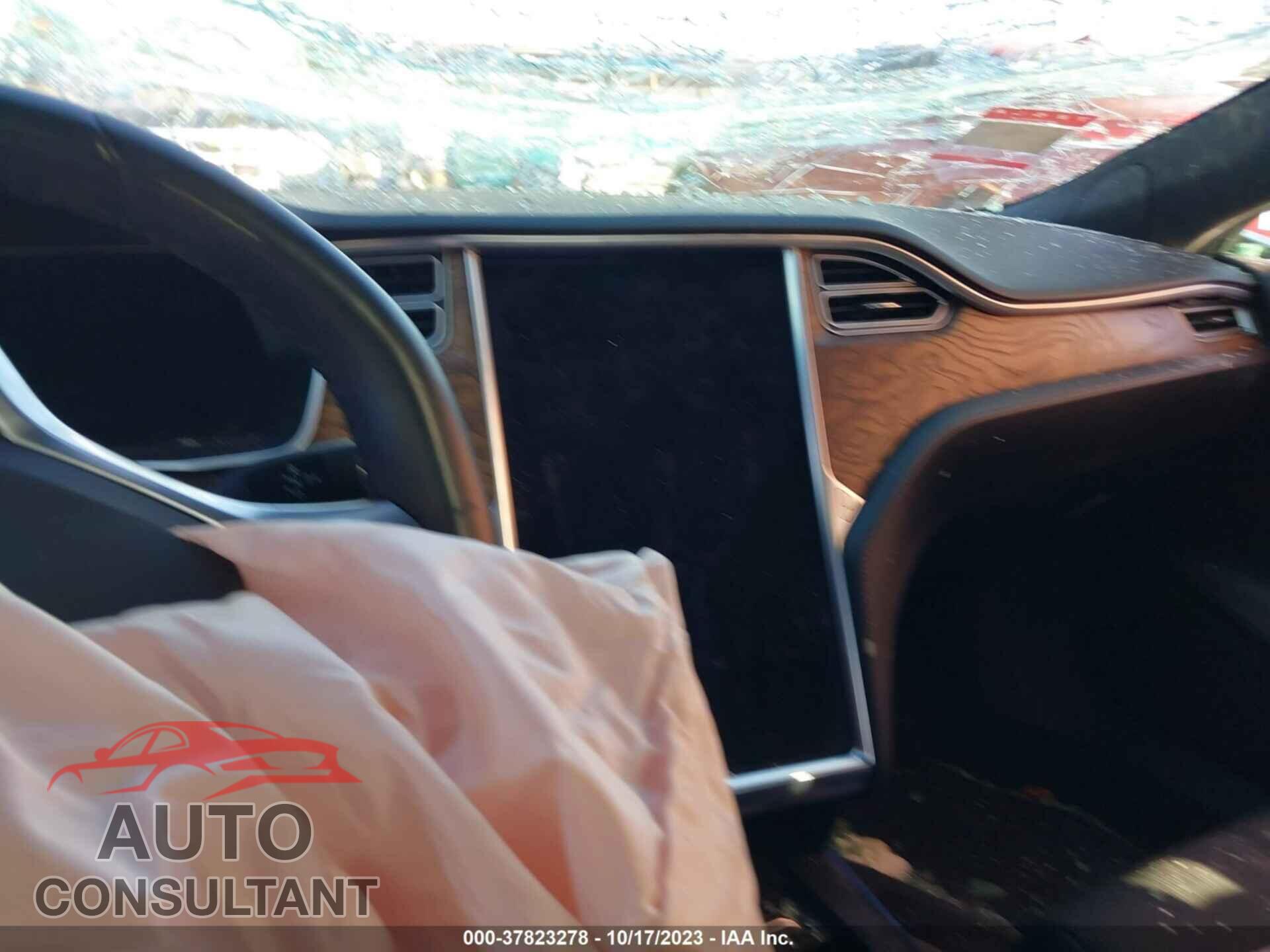 TESLA MODEL S 2017 - 5YJSA1E28HF185353