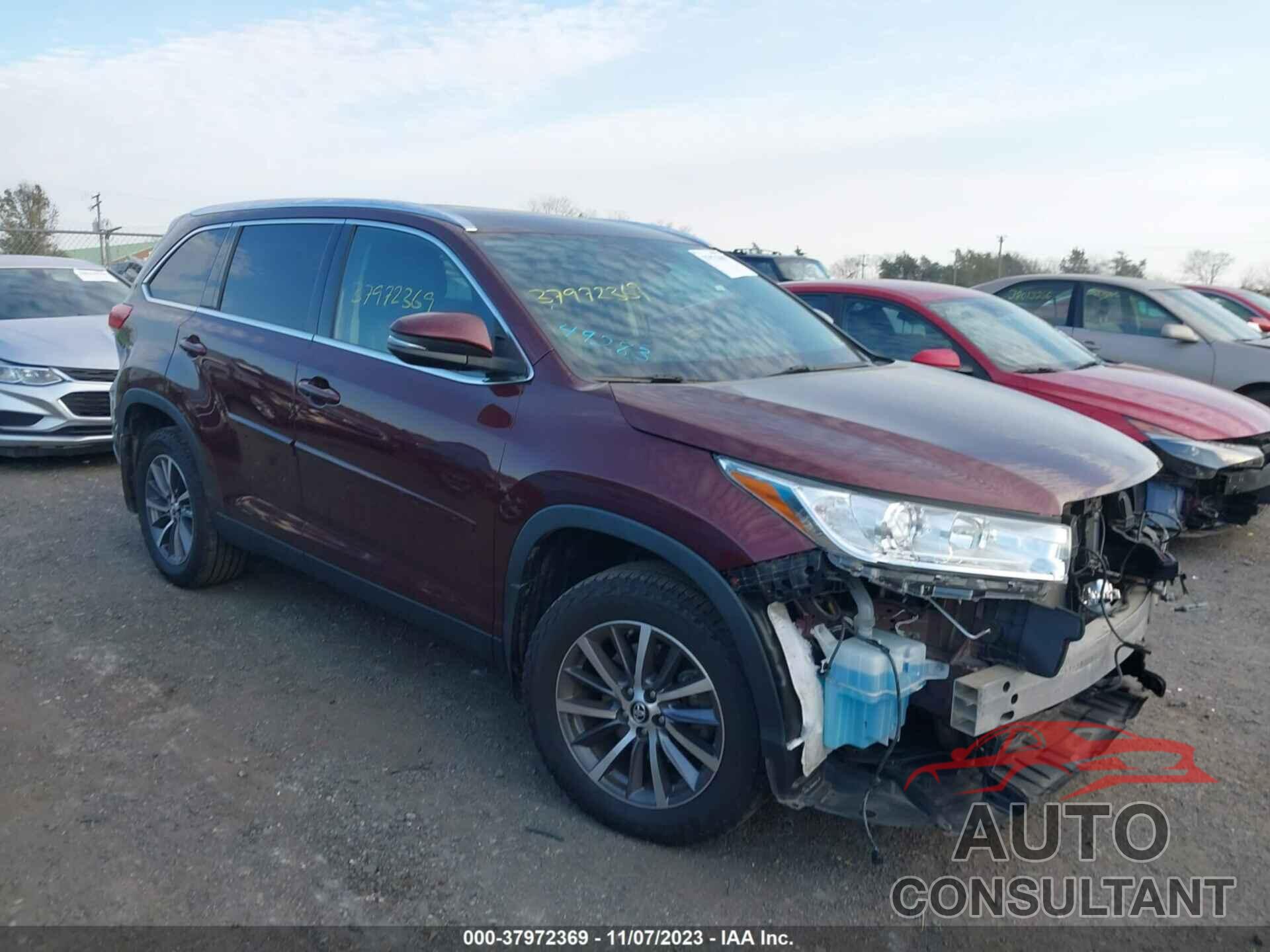 TOYOTA HIGHLANDER 2019 - 5TDJZRFH9KS943208