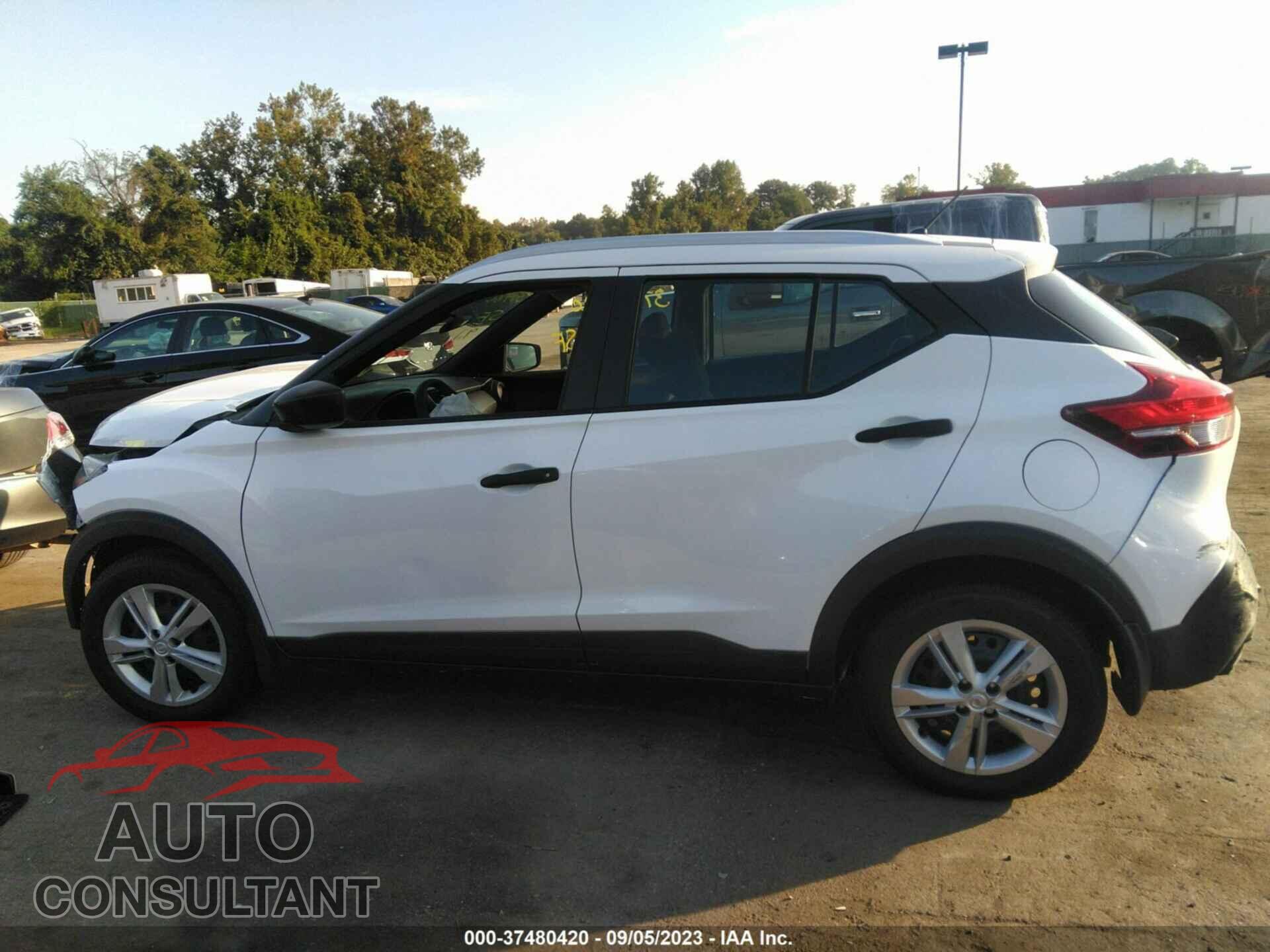 NISSAN KICKS 2019 - 3N1CP5CU3KL565890