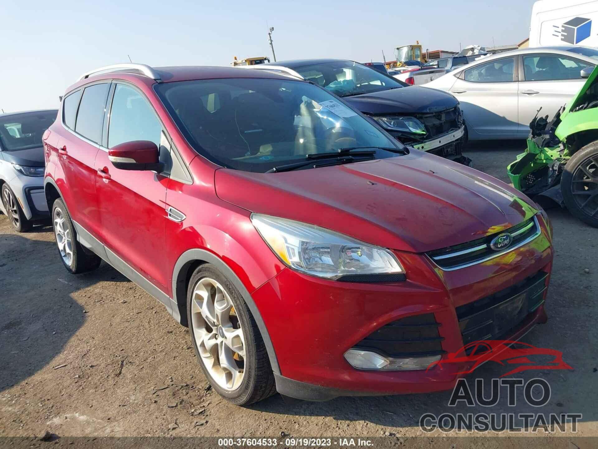 FORD ESCAPE 2016 - 1FMCU0JXXGUB36549