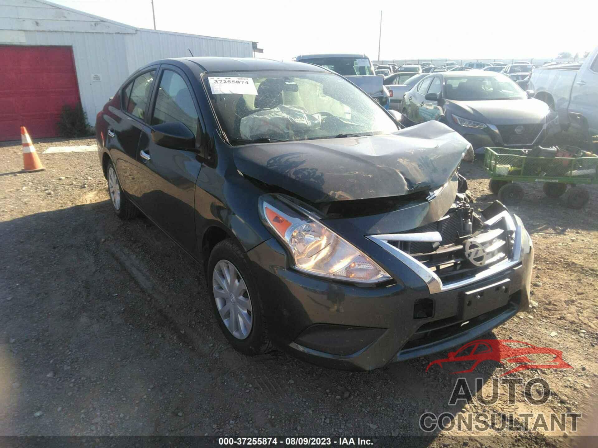 NISSAN VERSA 2017 - 3N1CN7AP8HL862418