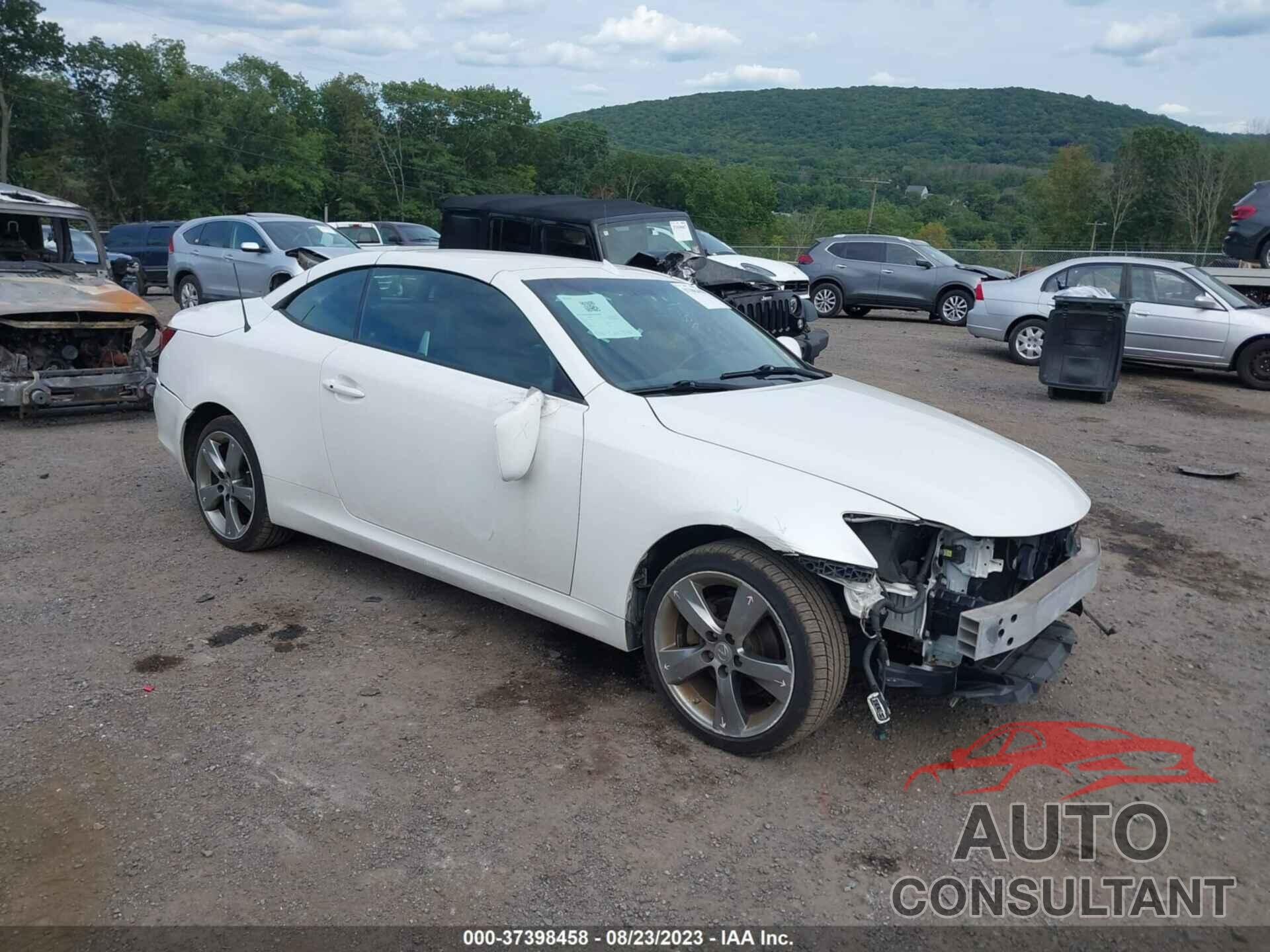 LEXUS IS 250C 2011 - JTHFF2C29B2517496