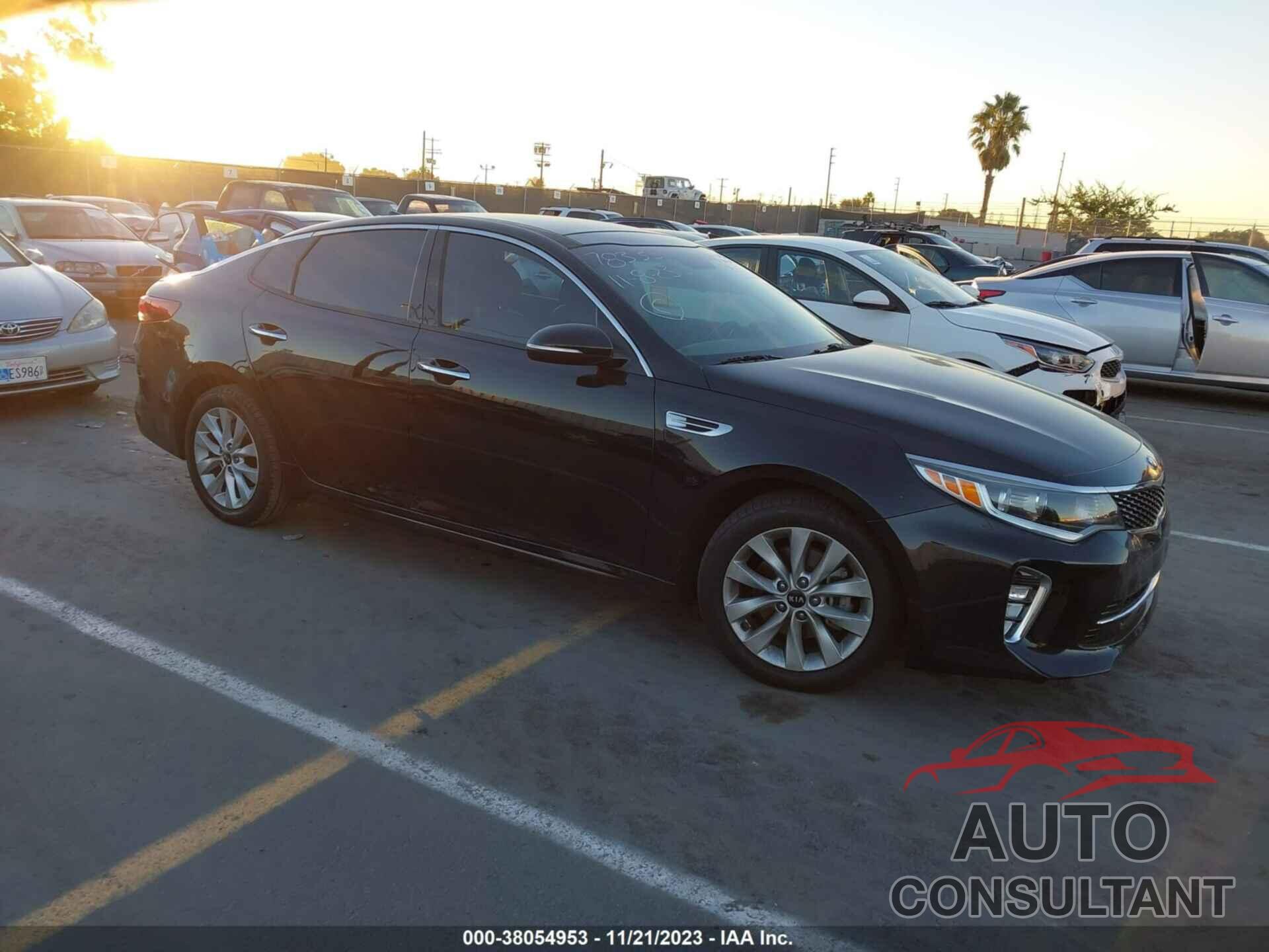 KIA OPTIMA 2018 - 5XXGT4L38JG246152