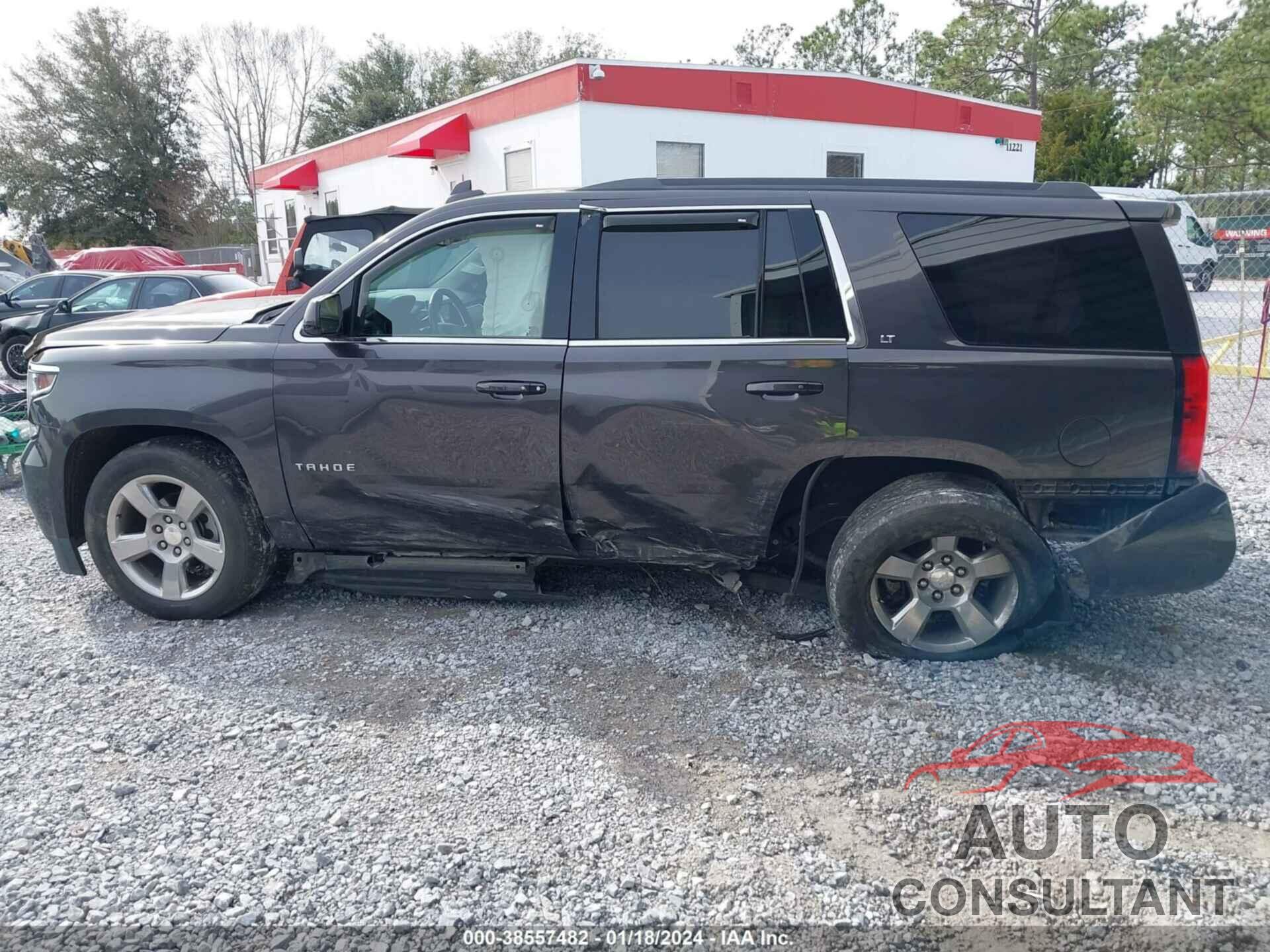 CHEVROLET TAHOE 2017 - 1GNSCBKC3HR352717