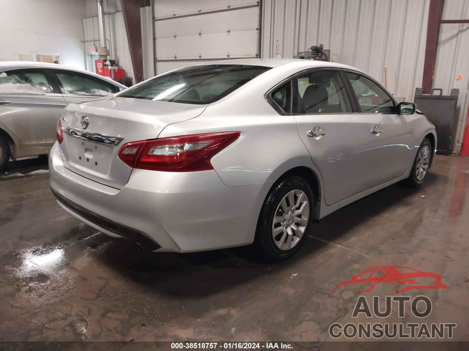 NISSAN ALTIMA 2018 - 1N4AL3APXJC243491