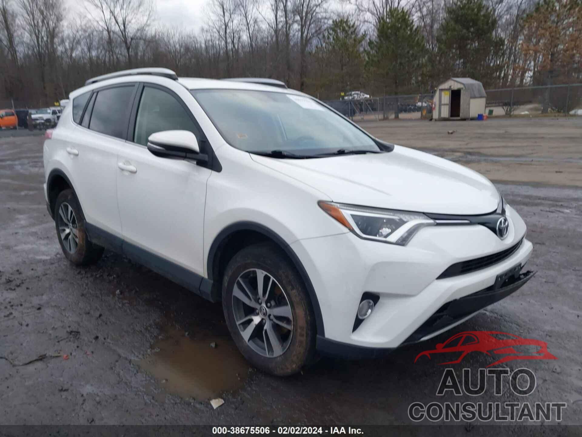 TOYOTA RAV4 2016 - JTMRFREV3GJ092160