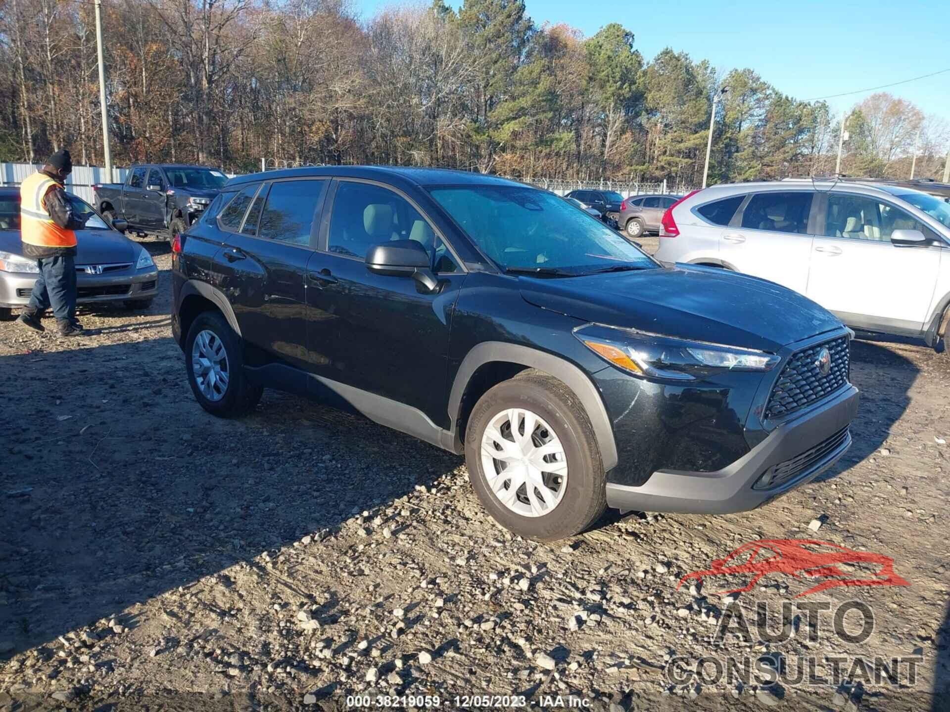 TOYOTA COROLLA CROSS 2023 - 7MUAAABG7PV055446
