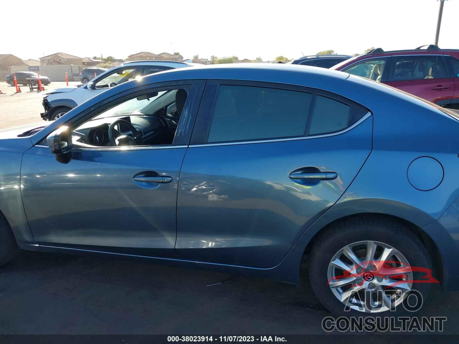 MAZDA MAZDA3 2016 - JM1BM1U74G1317620