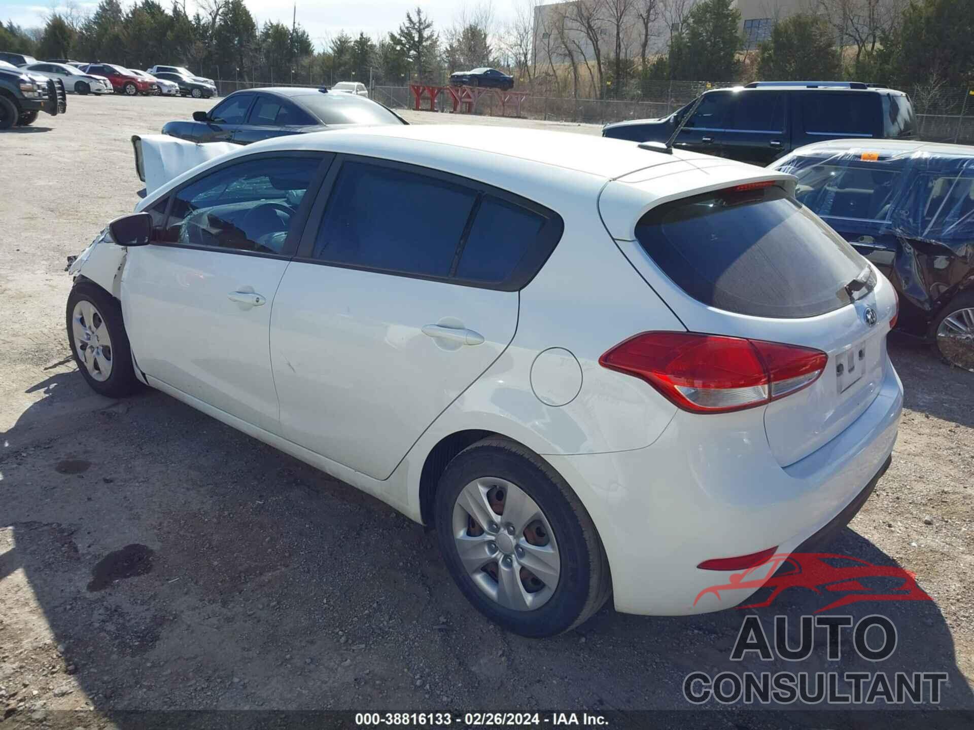 KIA FORTE 2017 - KNAFK5A81H5692478