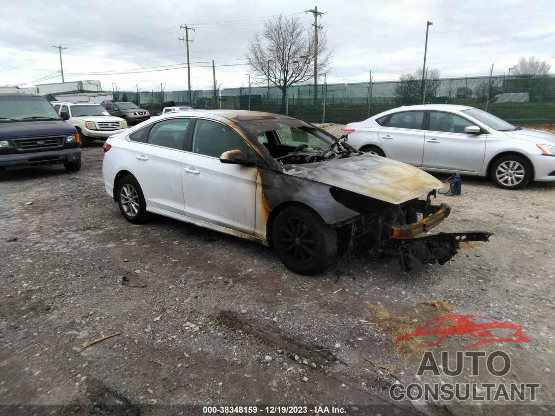 HYUNDAI SONATA 2018 - 5NPE24AF0JH652115