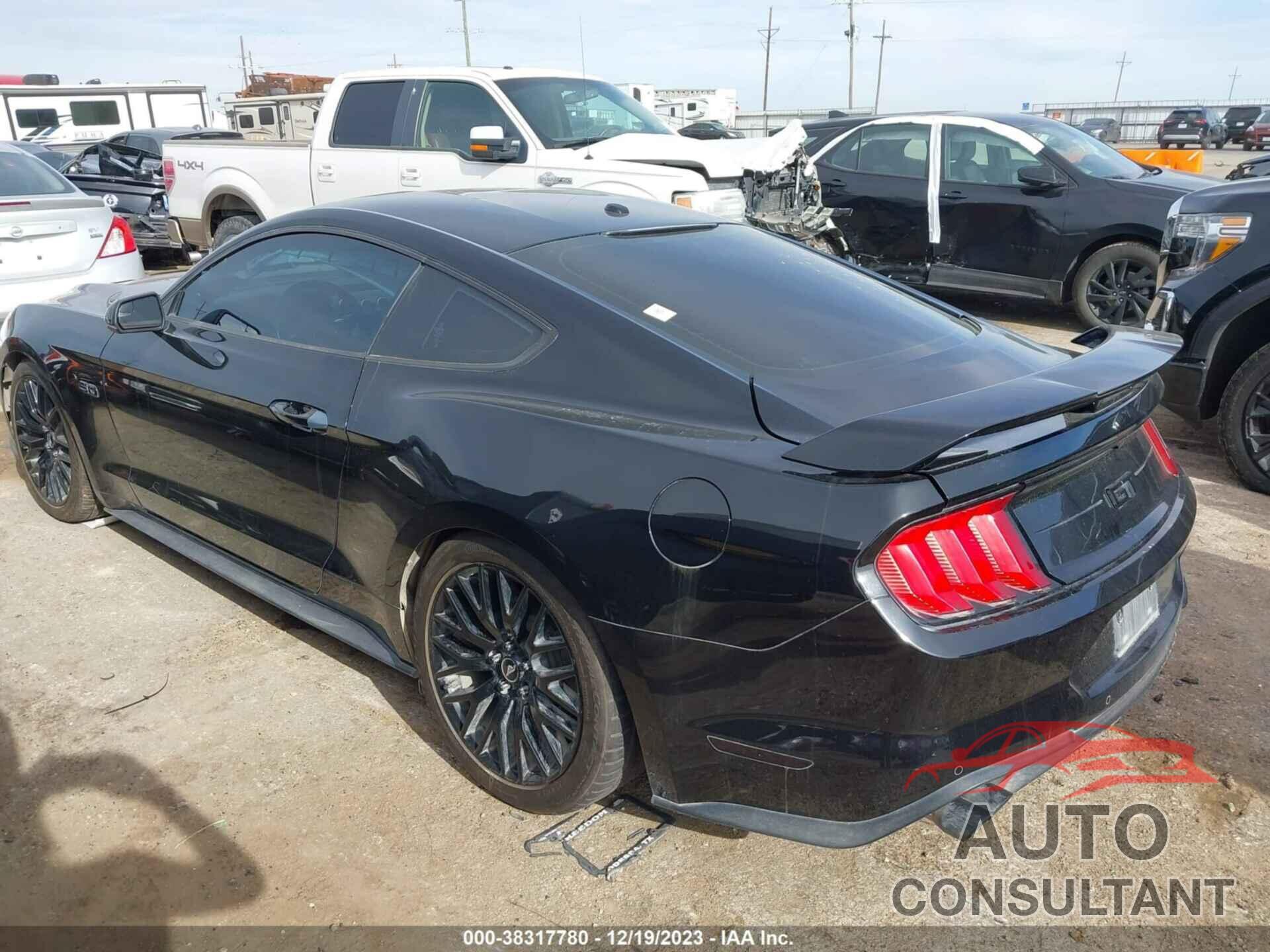 FORD MUSTANG 2018 - 1FA6P8CF4J5113951