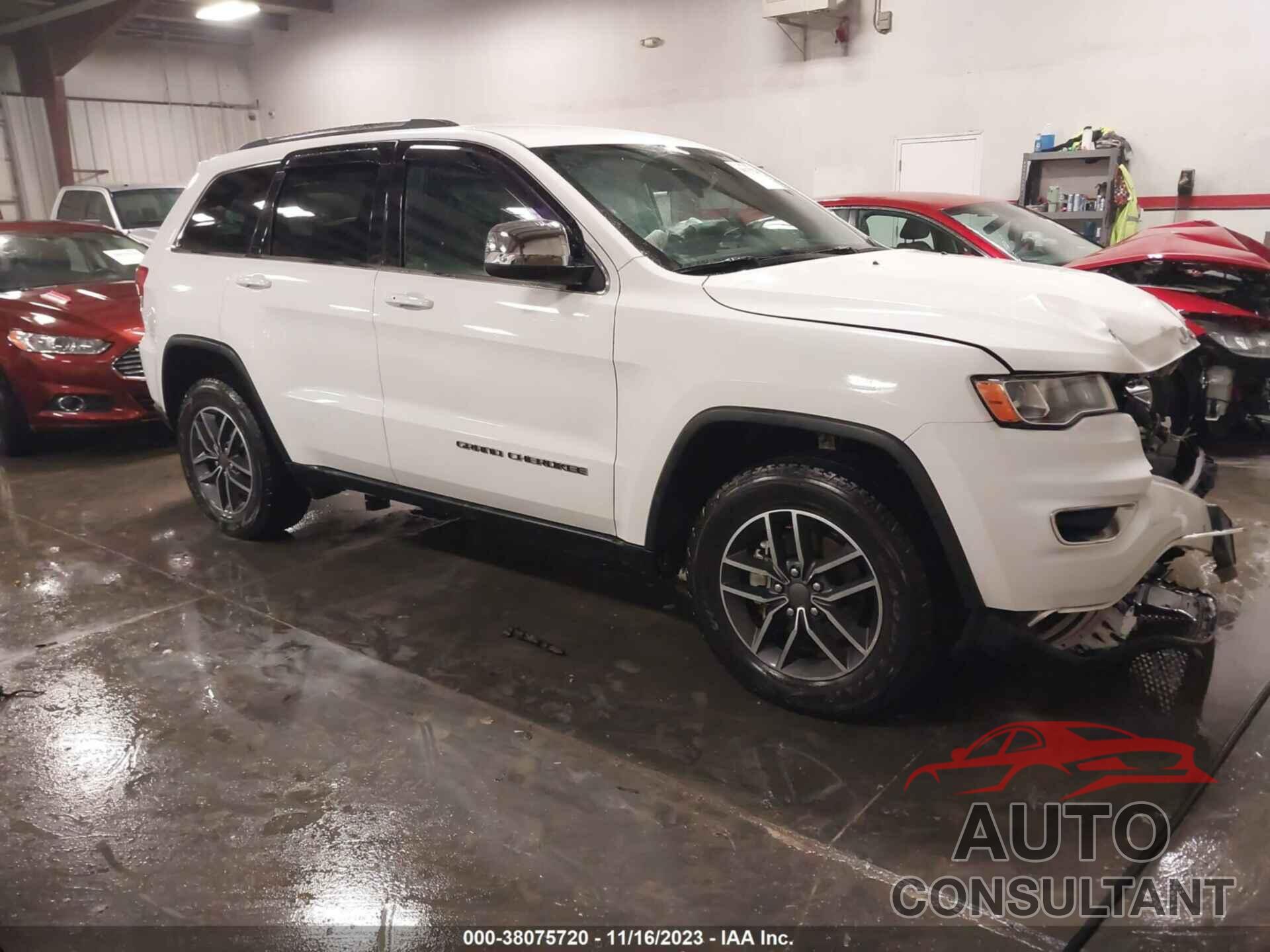 JEEP GRAND CHEROKEE 2019 - 1C4RJFAG3KC528457