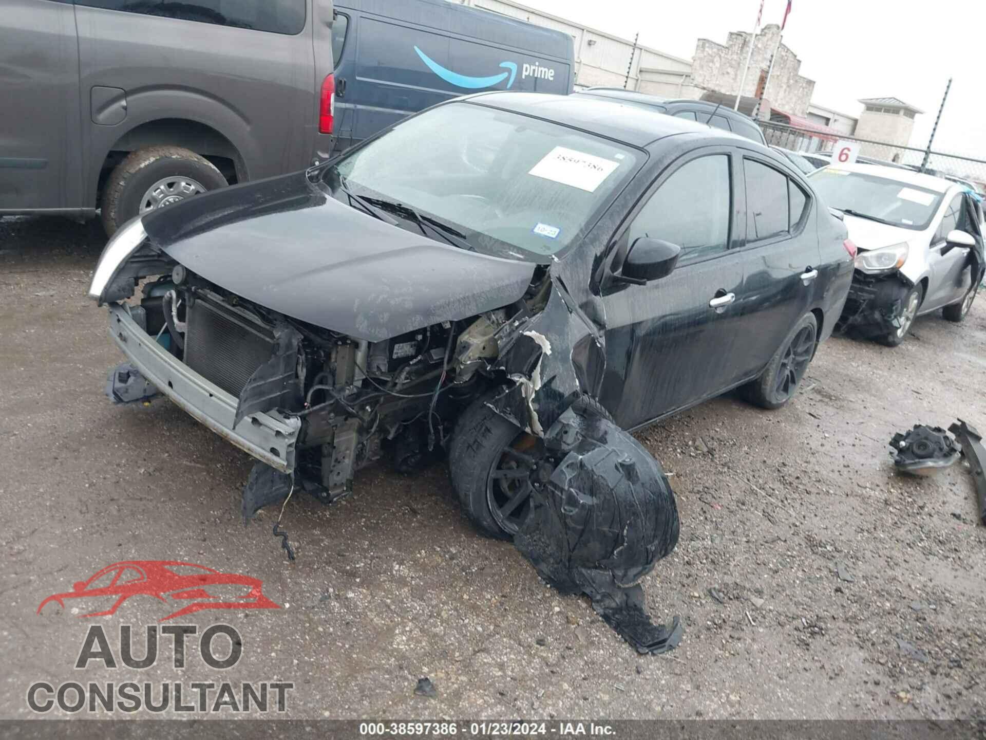 NISSAN VERSA 2017 - 3N1CN7AP1HL823332