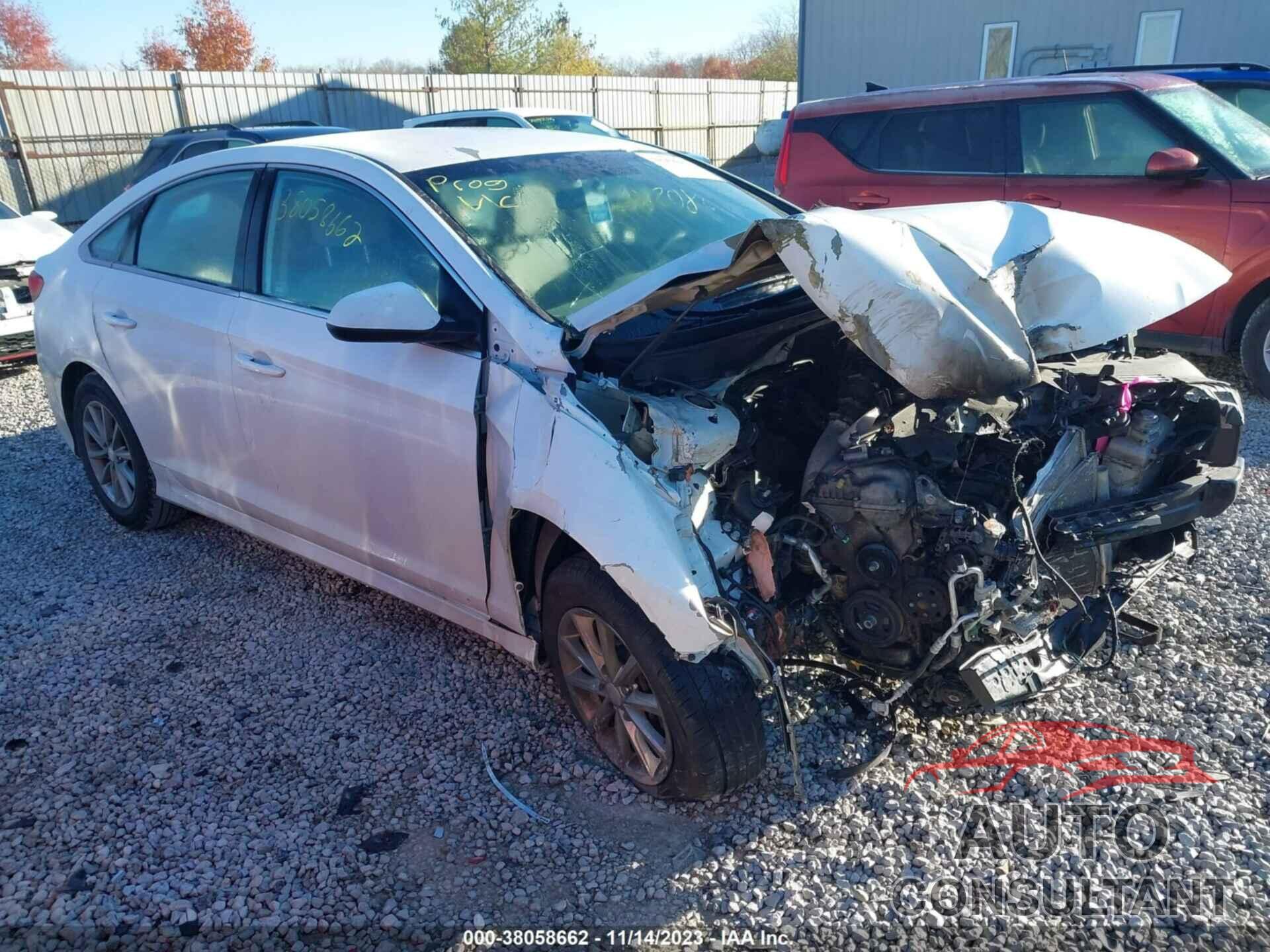 HYUNDAI SONATA 2018 - 5NPE24AA5JH708148