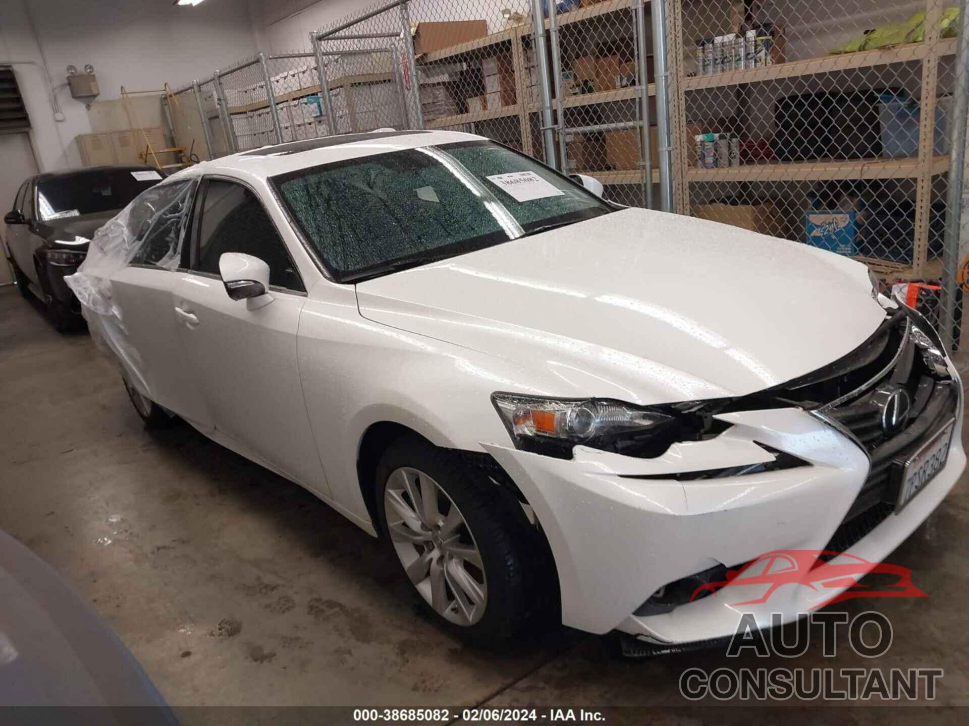 LEXUS IS 2016 - JTHBA1D28G5011508