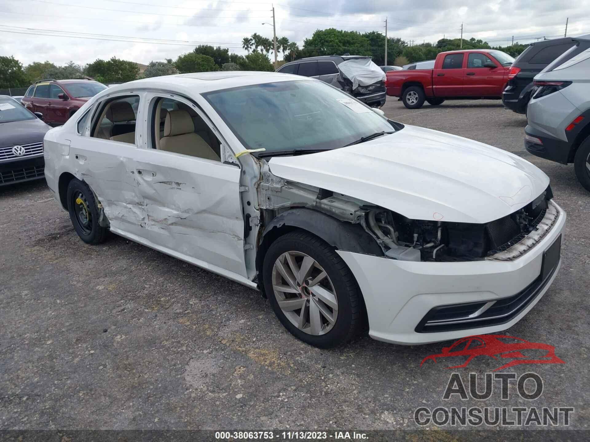 VOLKSWAGEN PASSAT 2018 - 1VWBA7A35JC022550