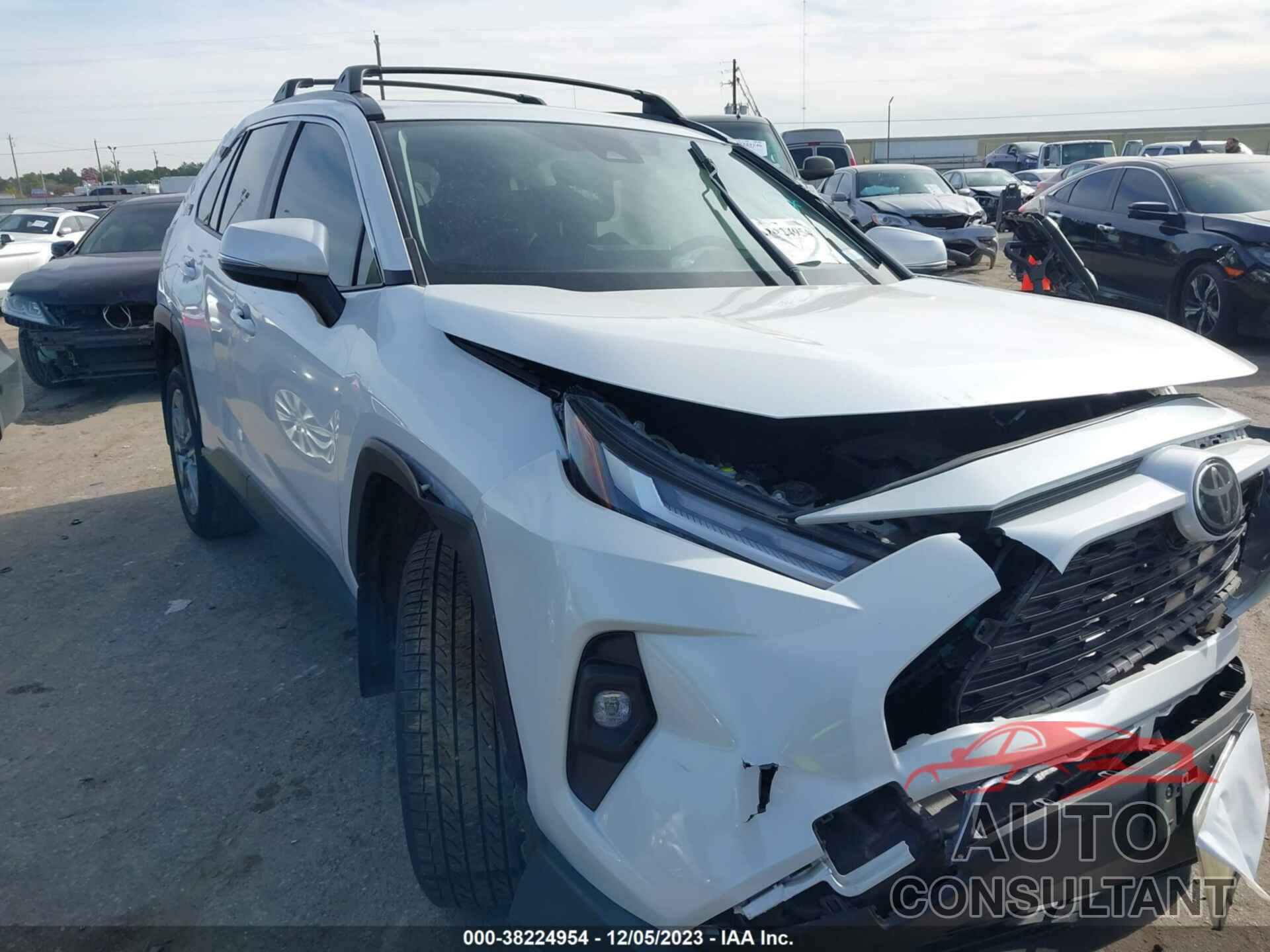 TOYOTA RAV4 2023 - JTMC1RFV0PD099763