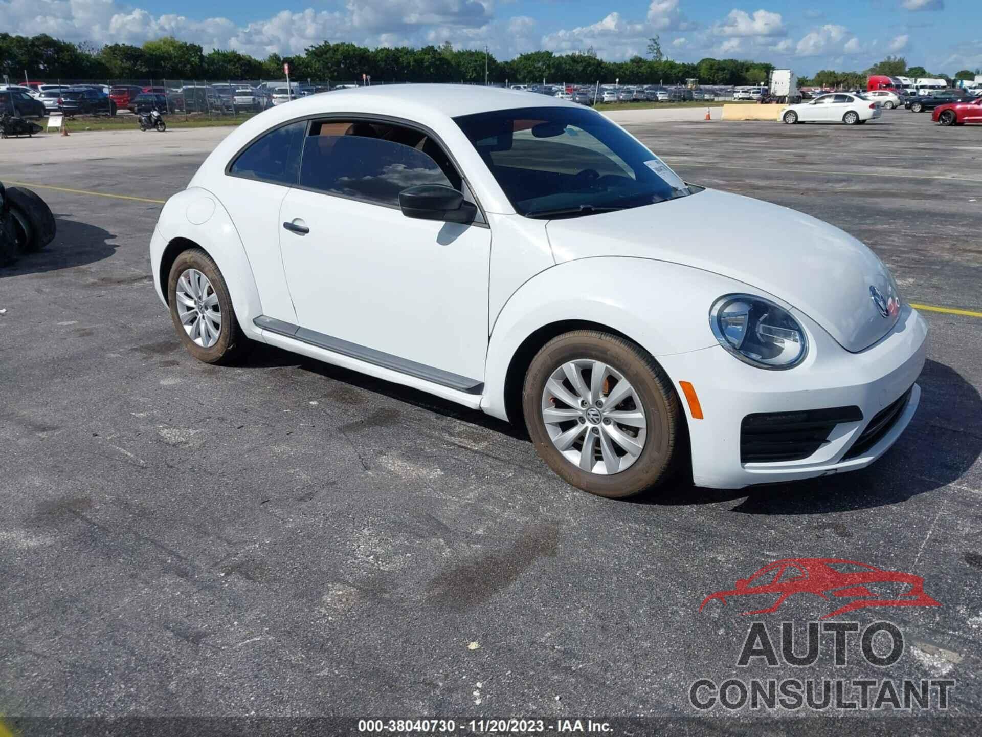 VOLKSWAGEN BEETLE 2017 - 3VWF17AT4HM621305
