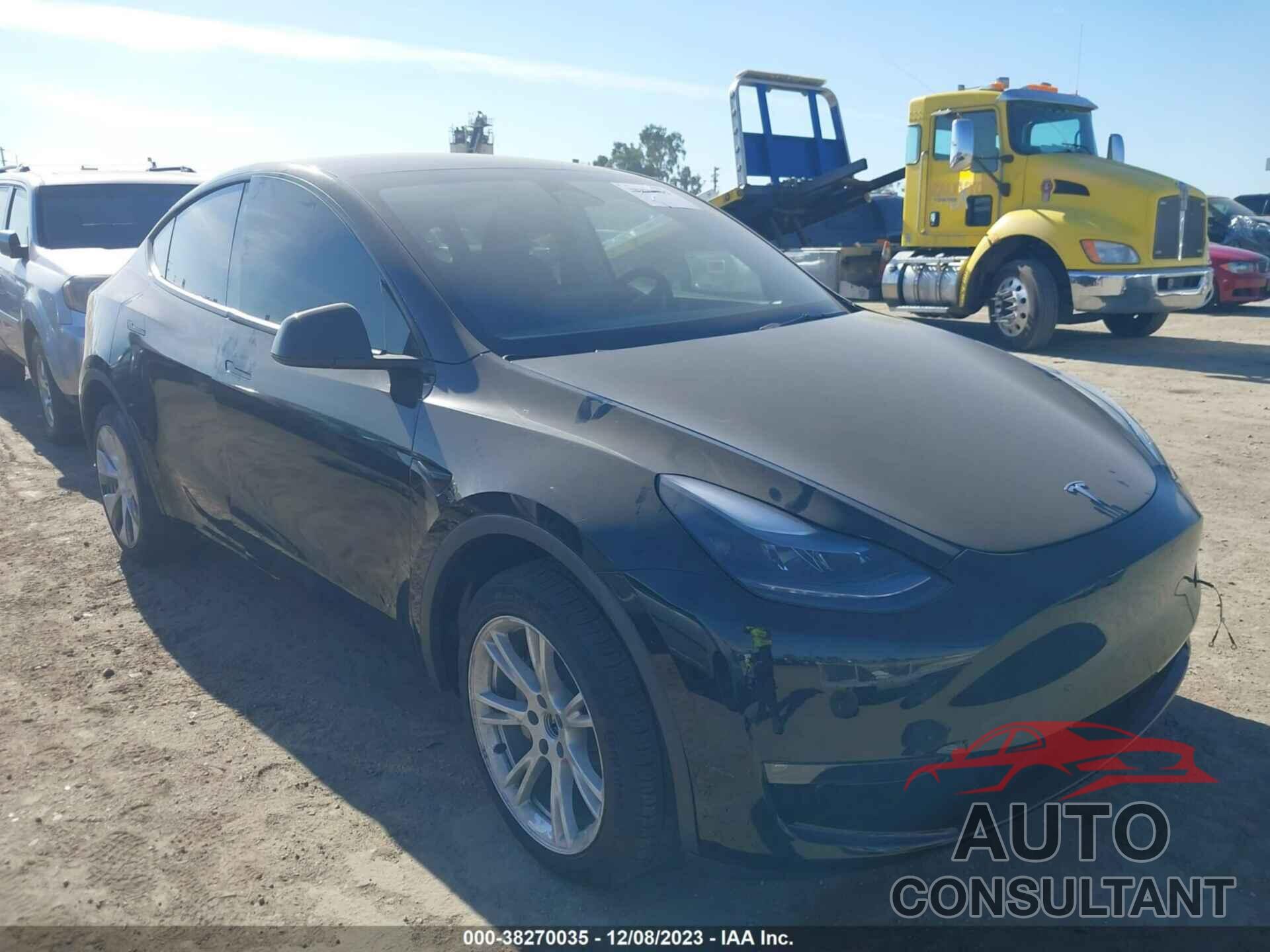 TESLA MODEL Y 2023 - 7SAYGDEE0PE748420