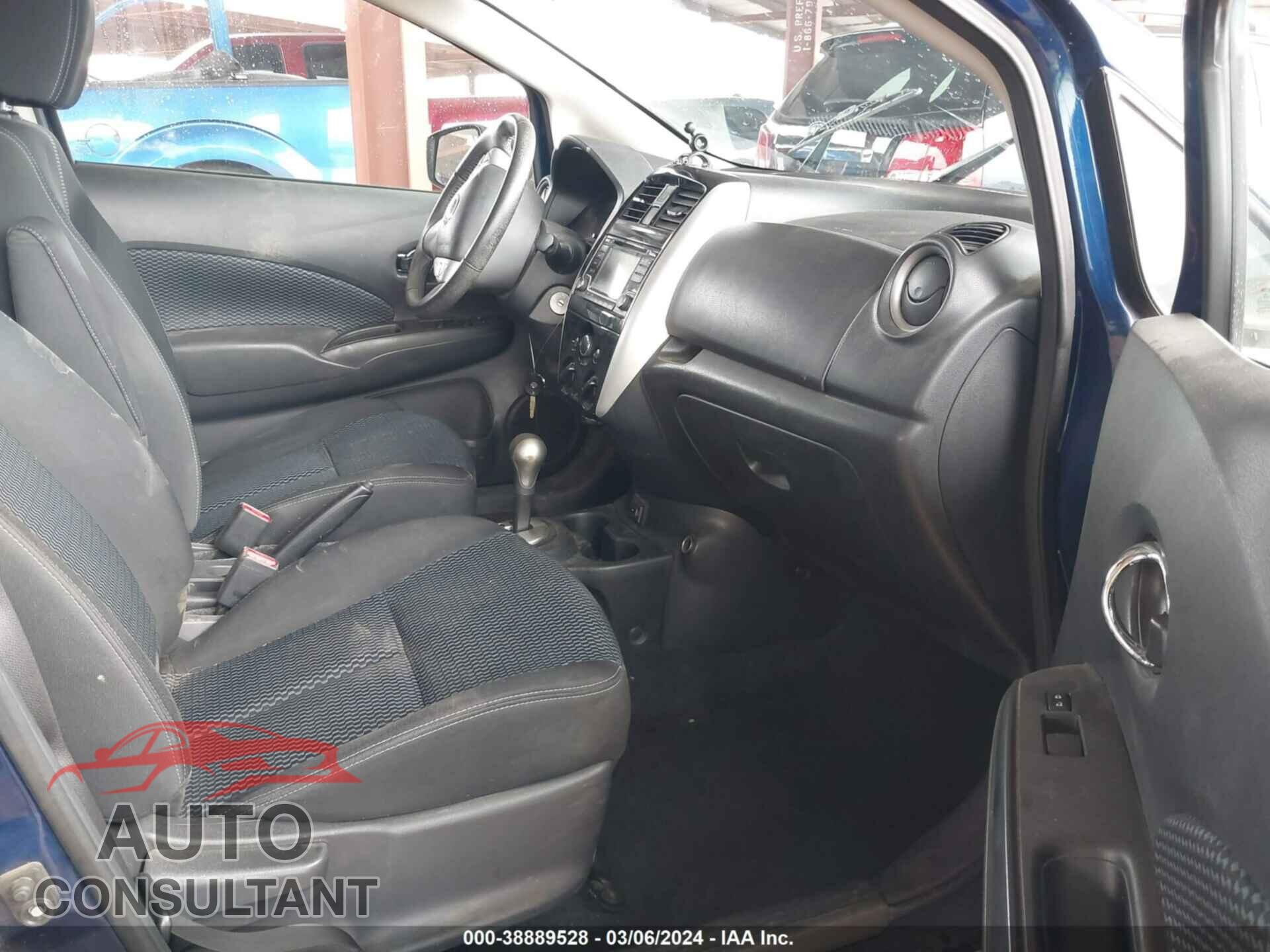 NISSAN VERSA NOTE 2017 - 3N1CE2CP8HL353106