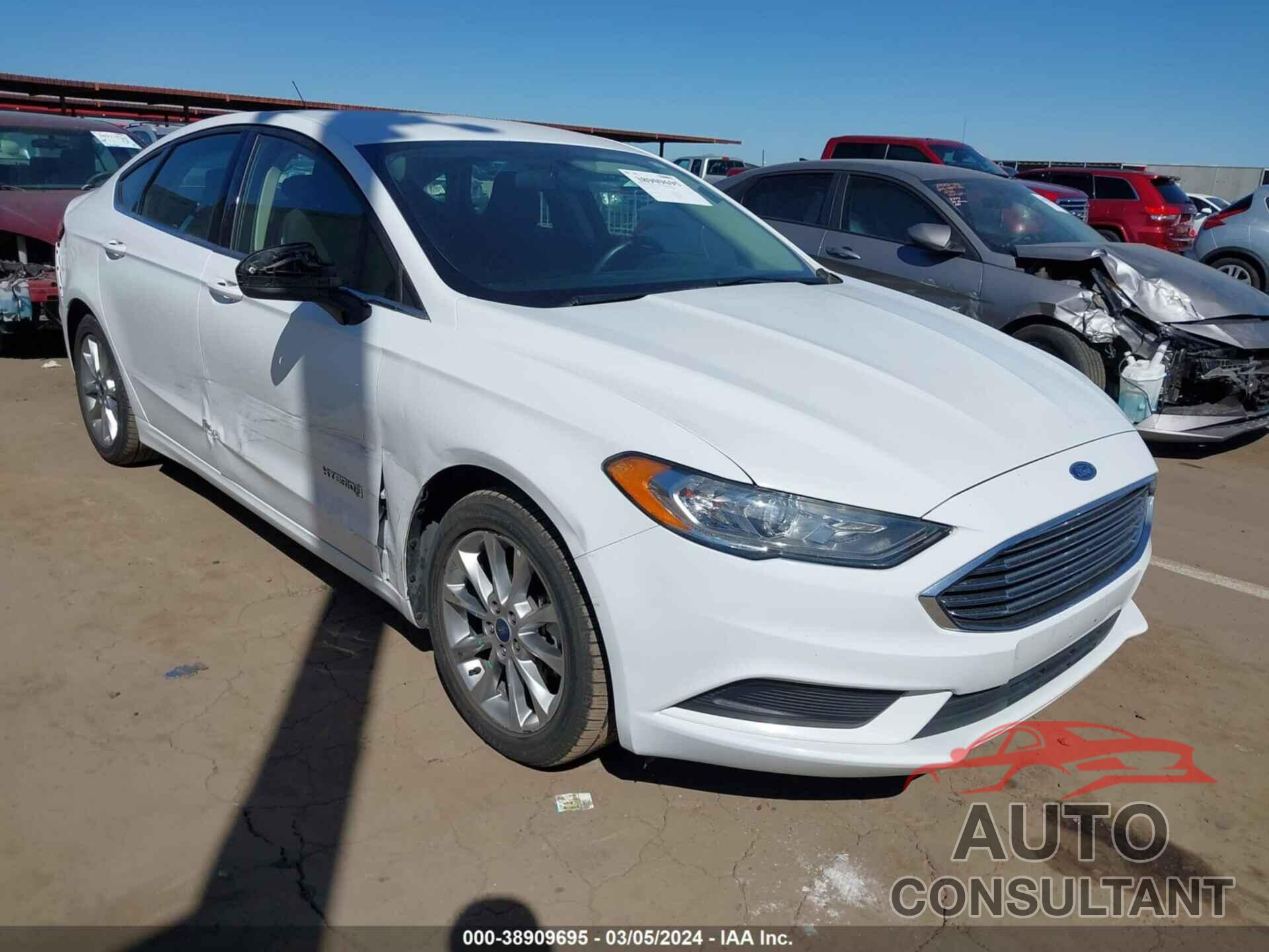 FORD FUSION HYBRID 2017 - 3FA6P0LU0HR381323