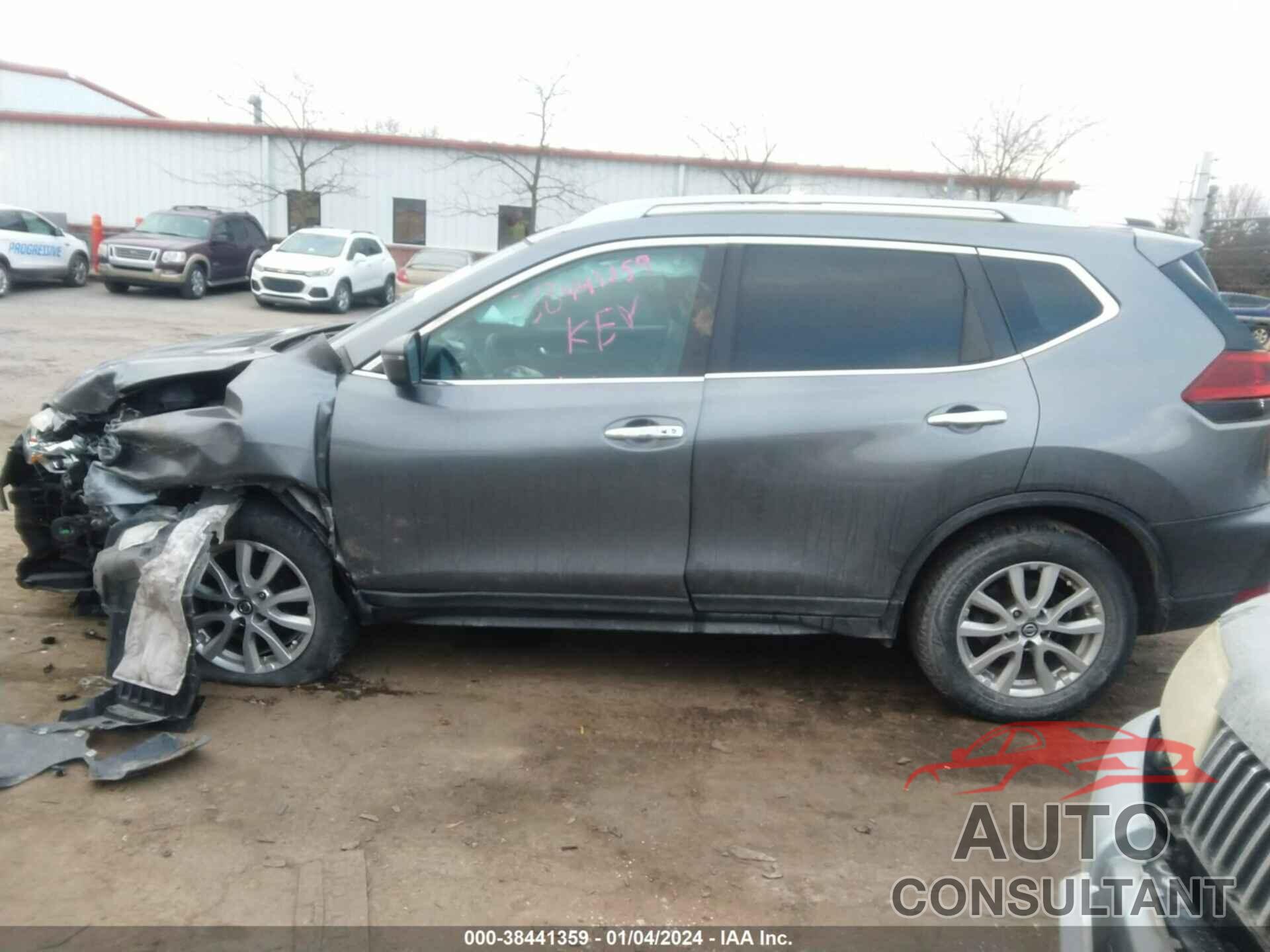 NISSAN ROGUE 2018 - 5N1AT2MT6JC777032